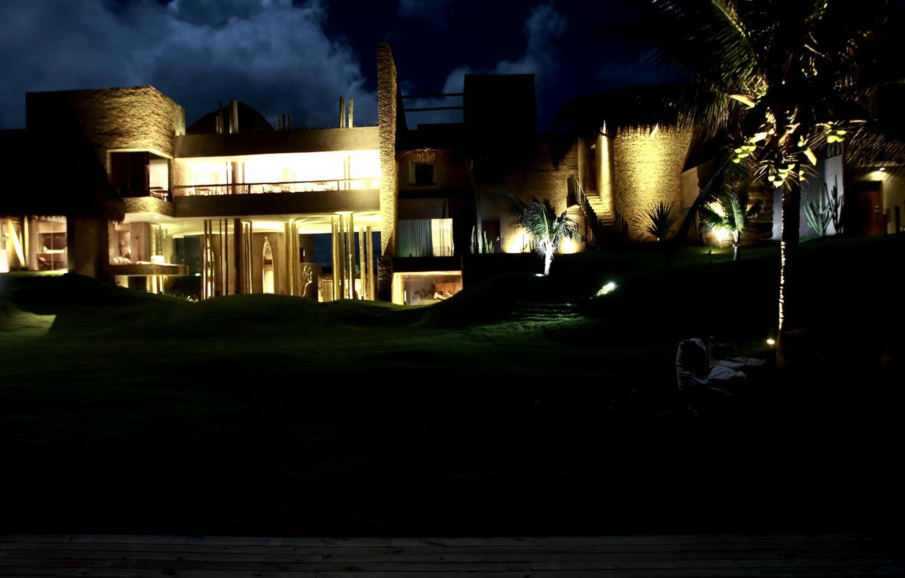 Kenoa Exclusive Beach Spa & Resort