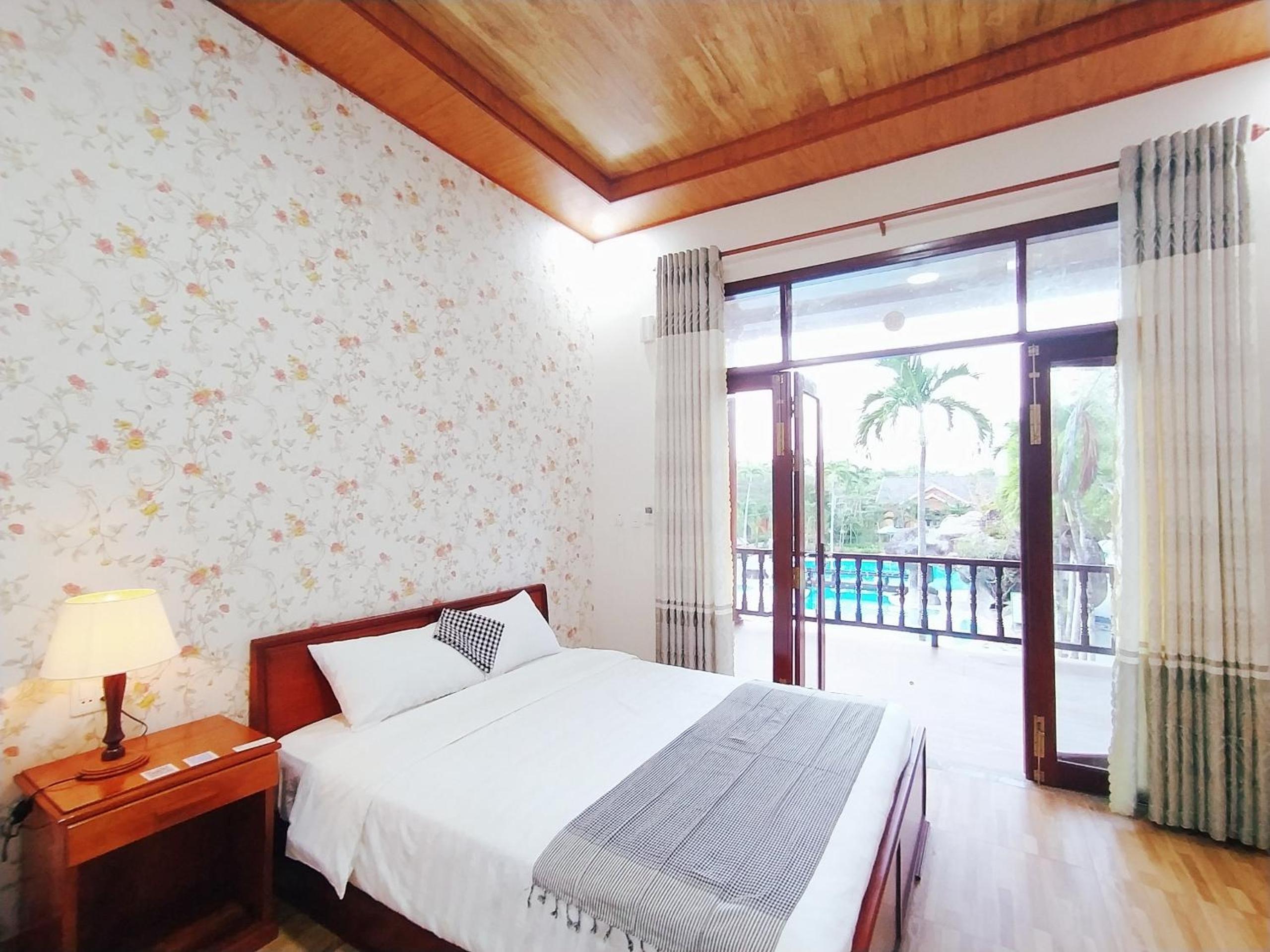 Mỹ Khánh Resort