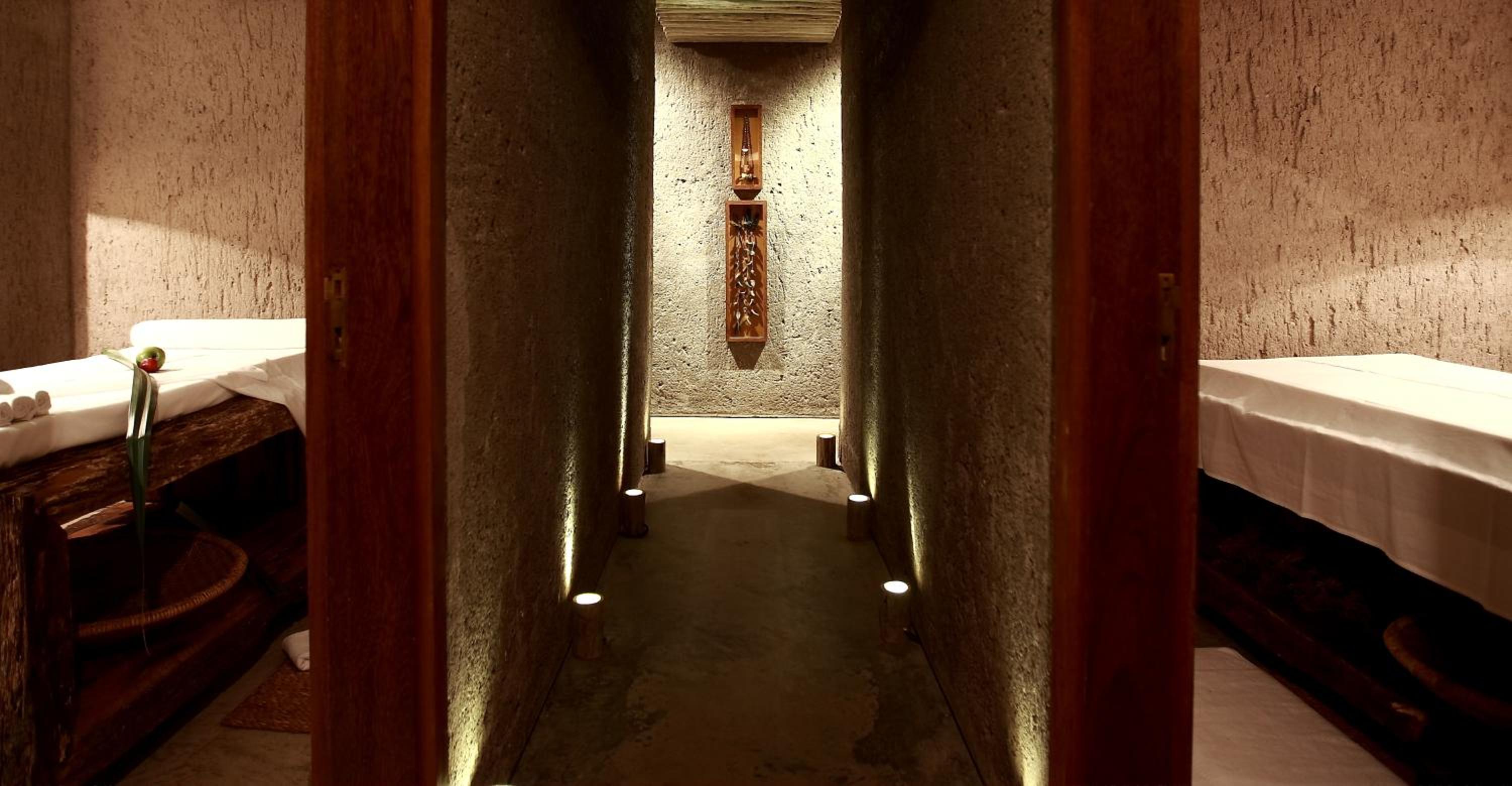 Kenoa Exclusive Beach Spa & Resort