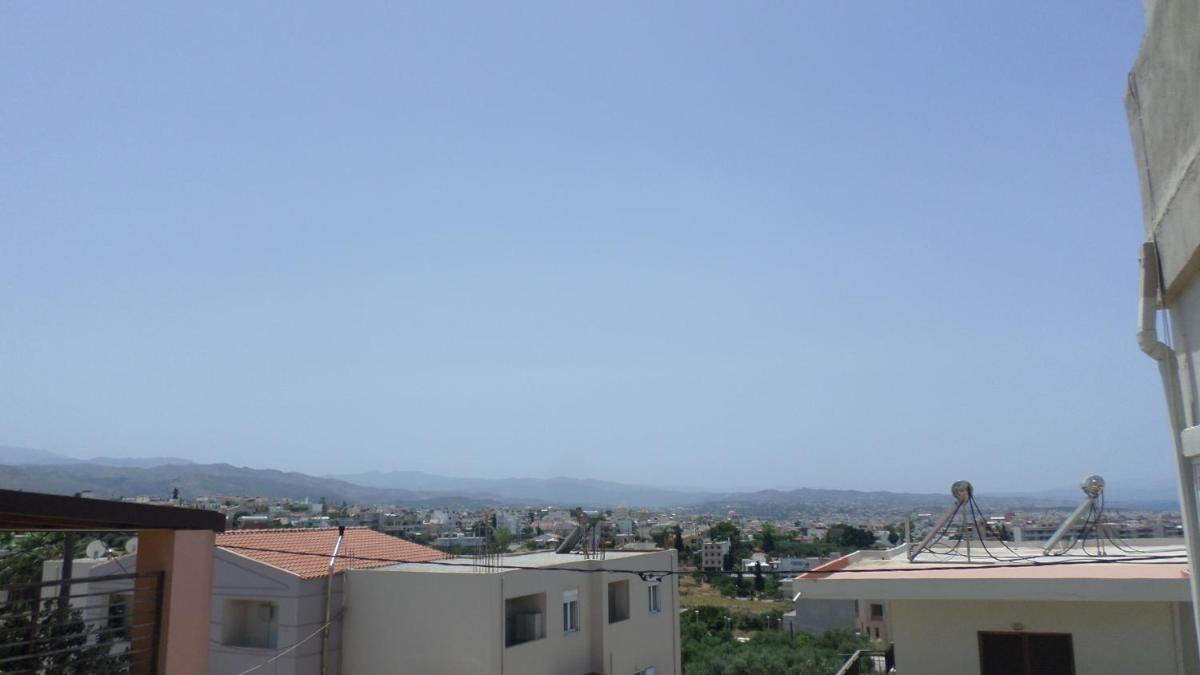Top Floor Studio photo 3