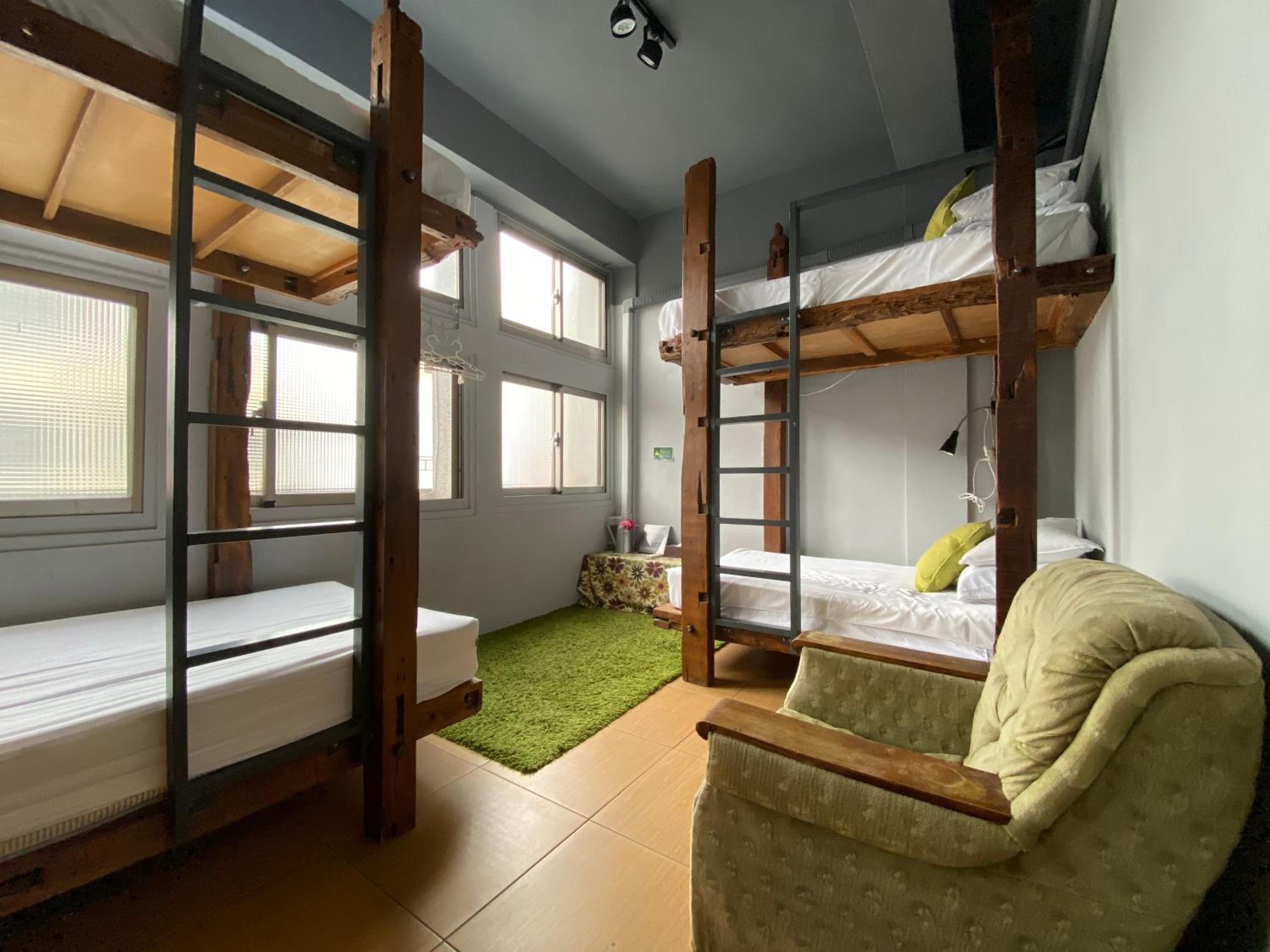 鋤禾日好-站前館Good Farming Day B&B