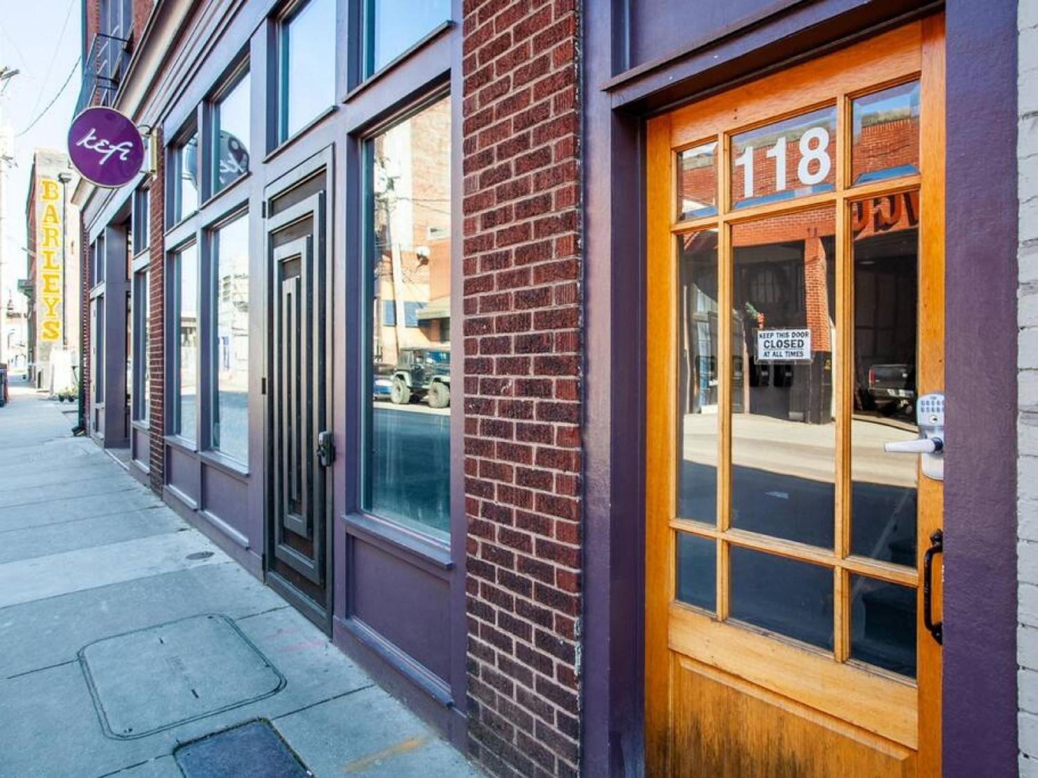 Modern Old City Loft - Downtown Knoxville