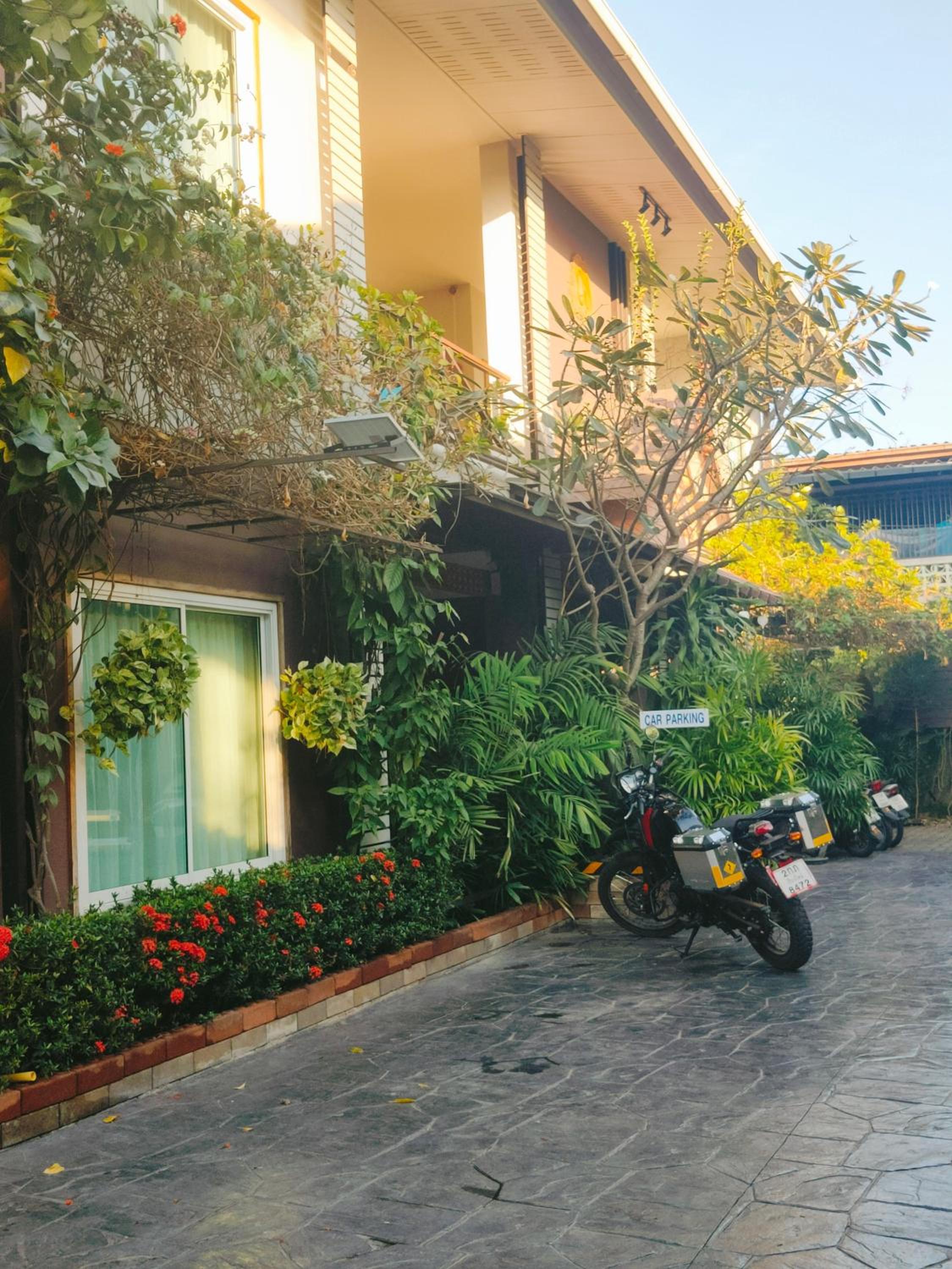 Baan Jaru
