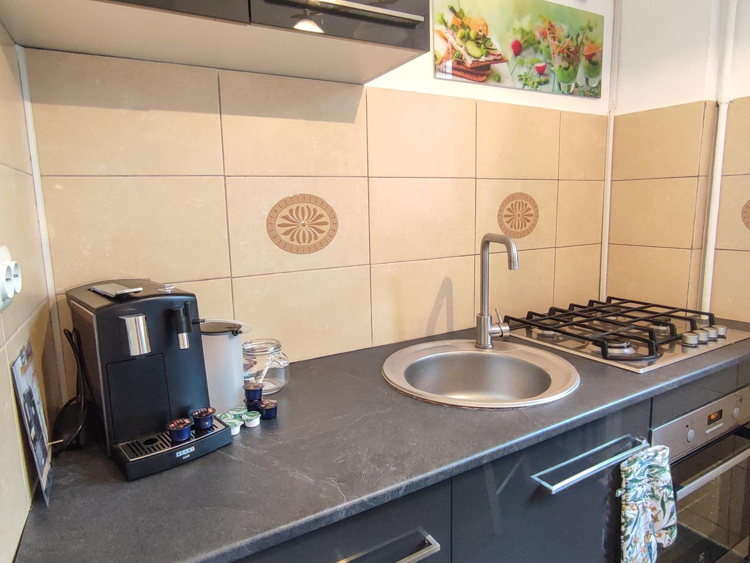 Historic Center Residence en Bucharest — kitchen