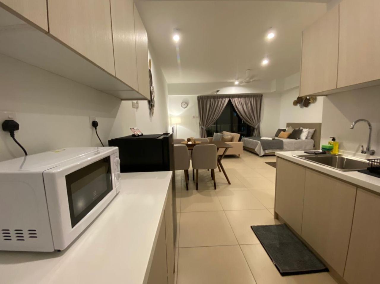 Hening Suite@Midhills photo 5