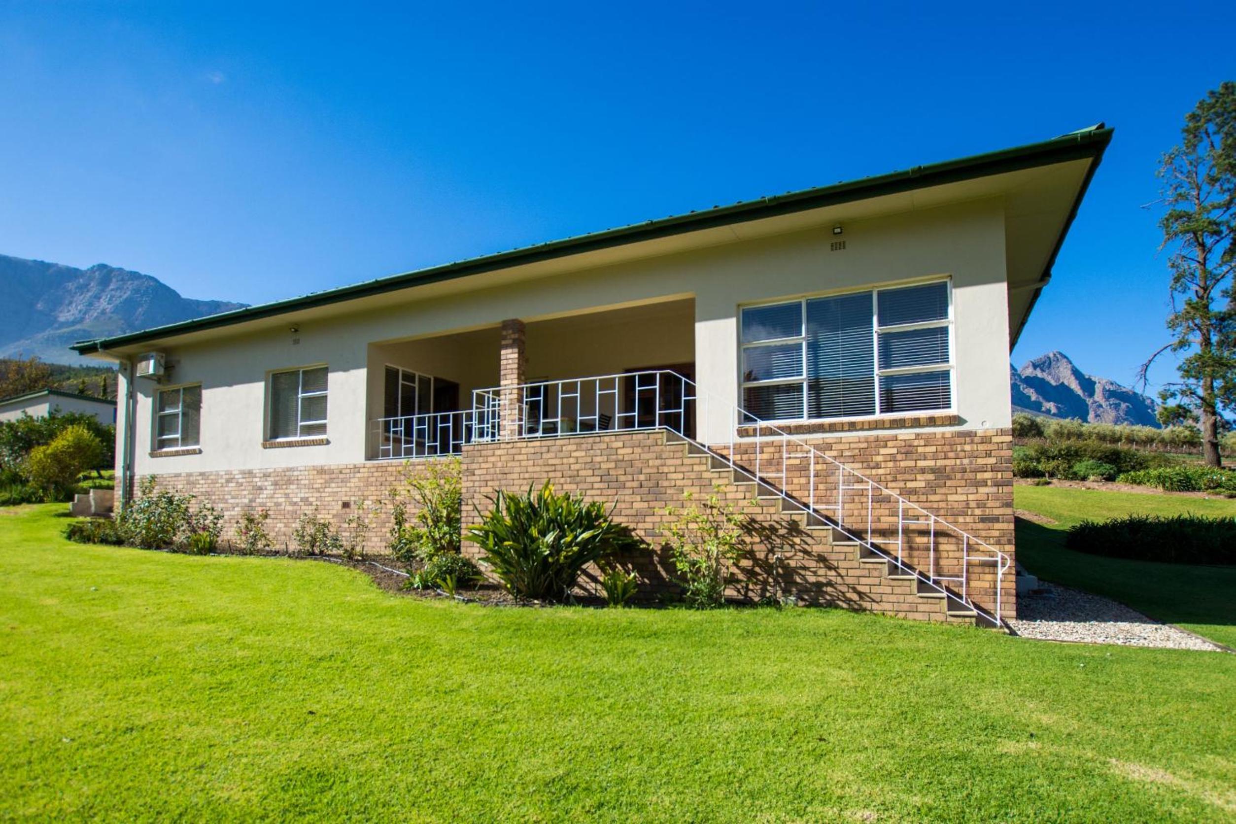 Vredehoek Guest Farm view 4