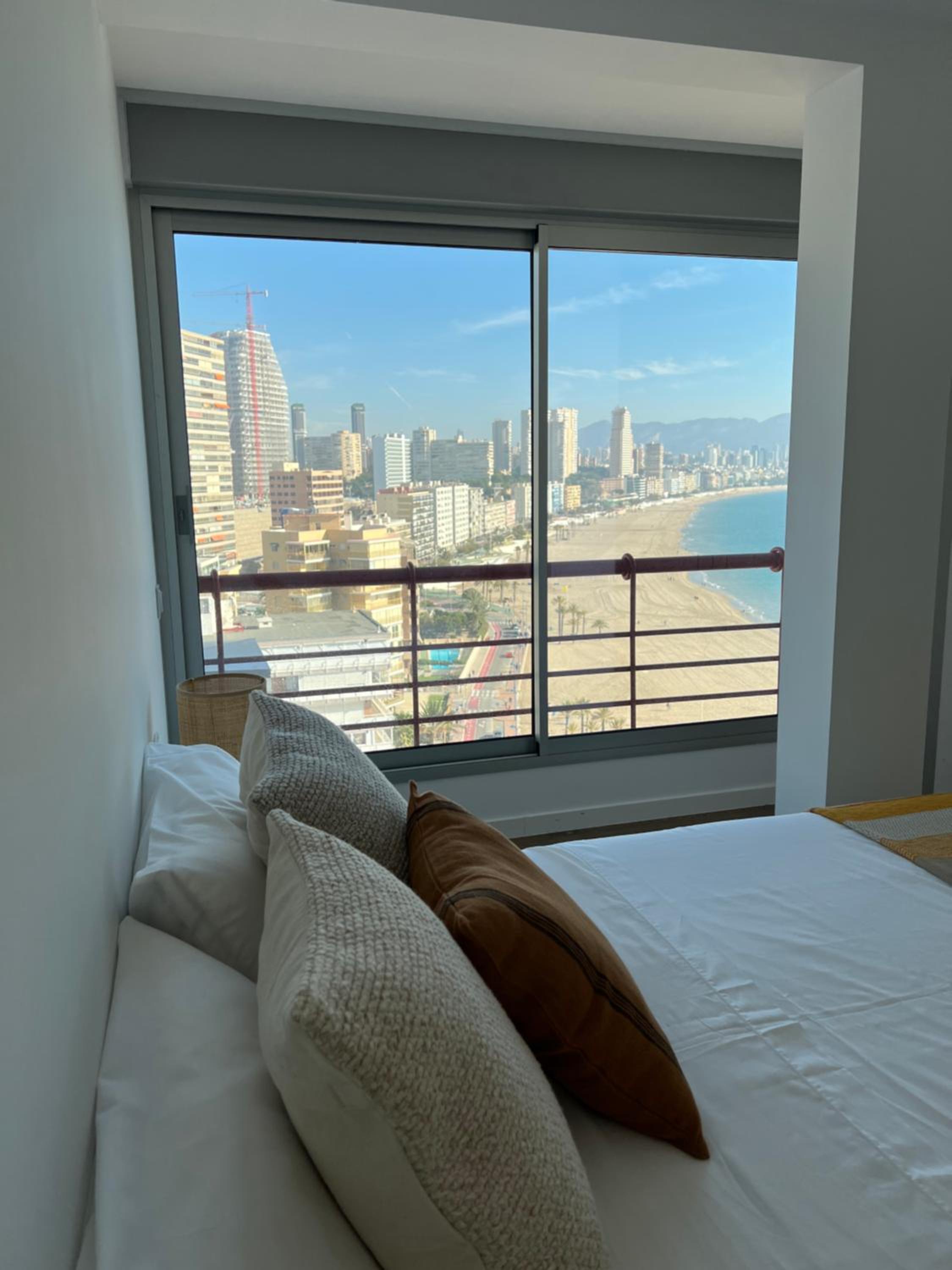 Amazing beachfront apartment - La Cala photo 2