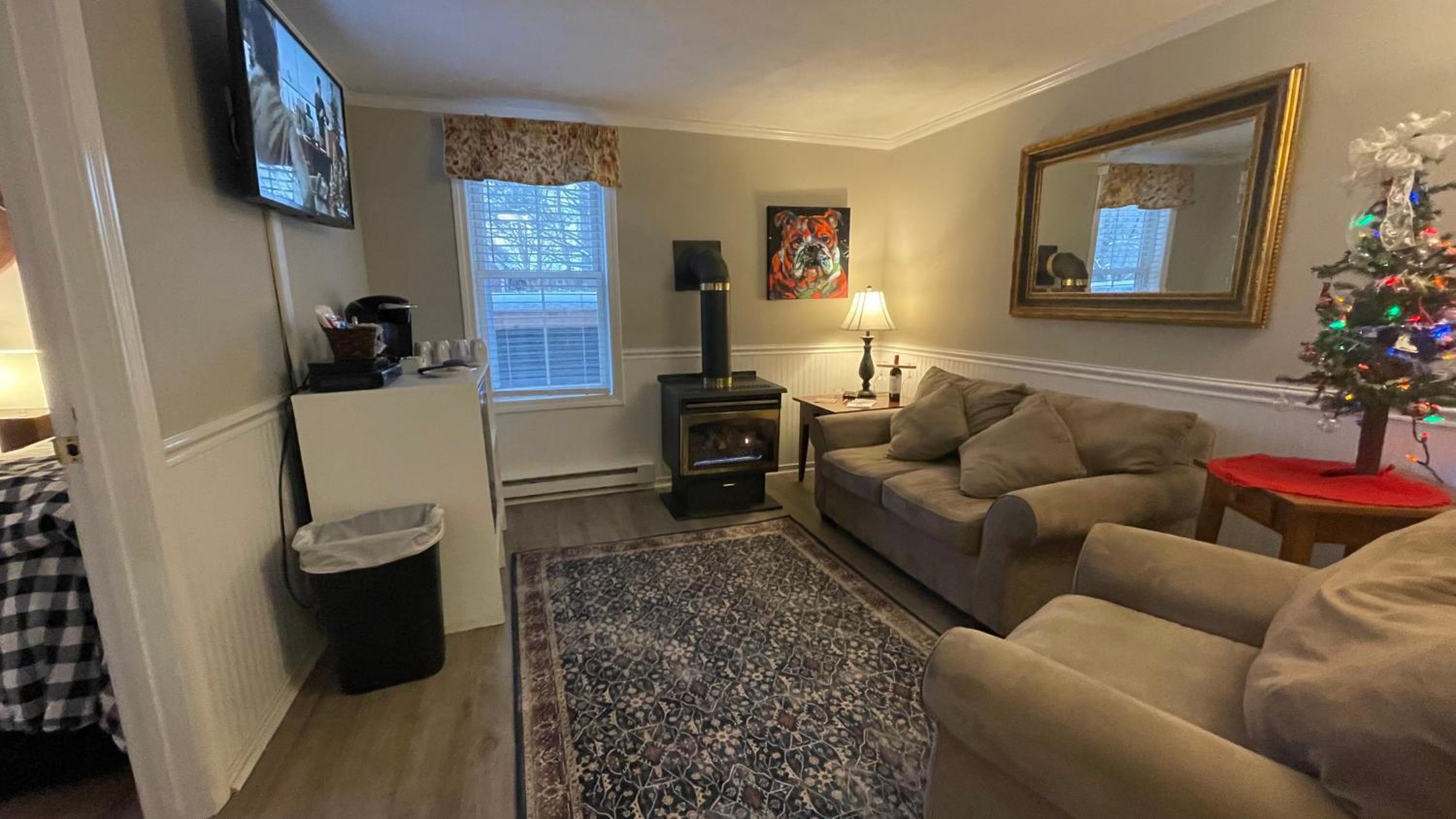 Phineas Swann Inn & Spa