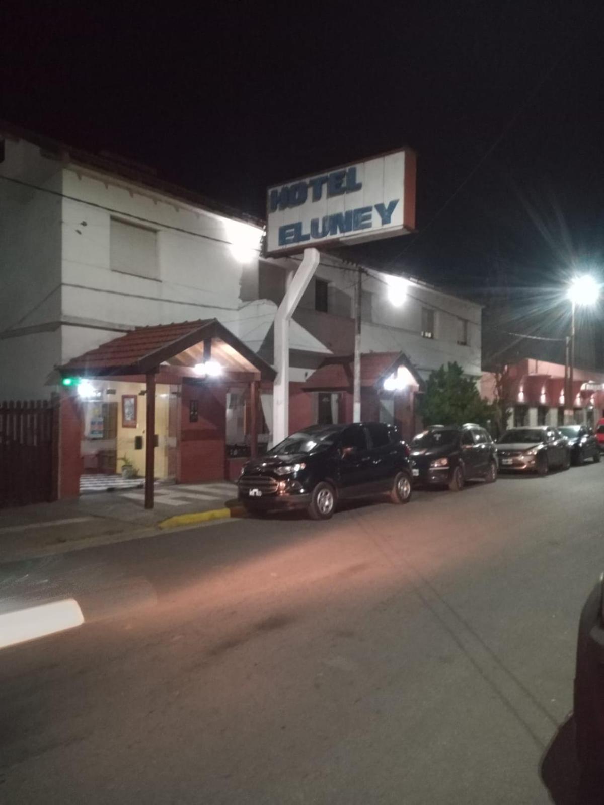 Eluney Hotel