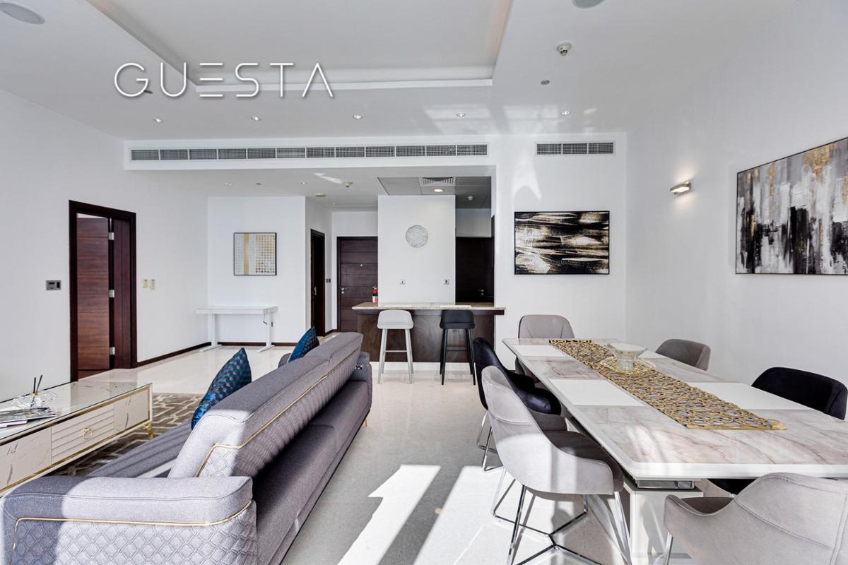 Tiara Residences, Free beach & pool access