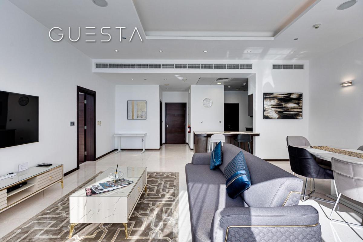 Tiara Residences, Free beach & pool access