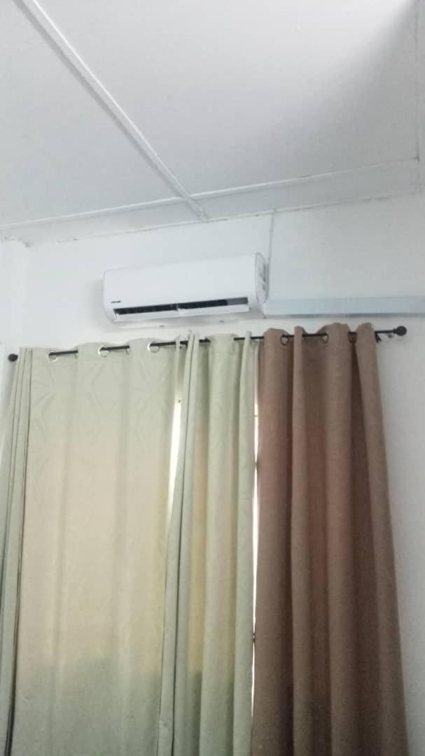Budget Homestay Impiana Adril photo 5