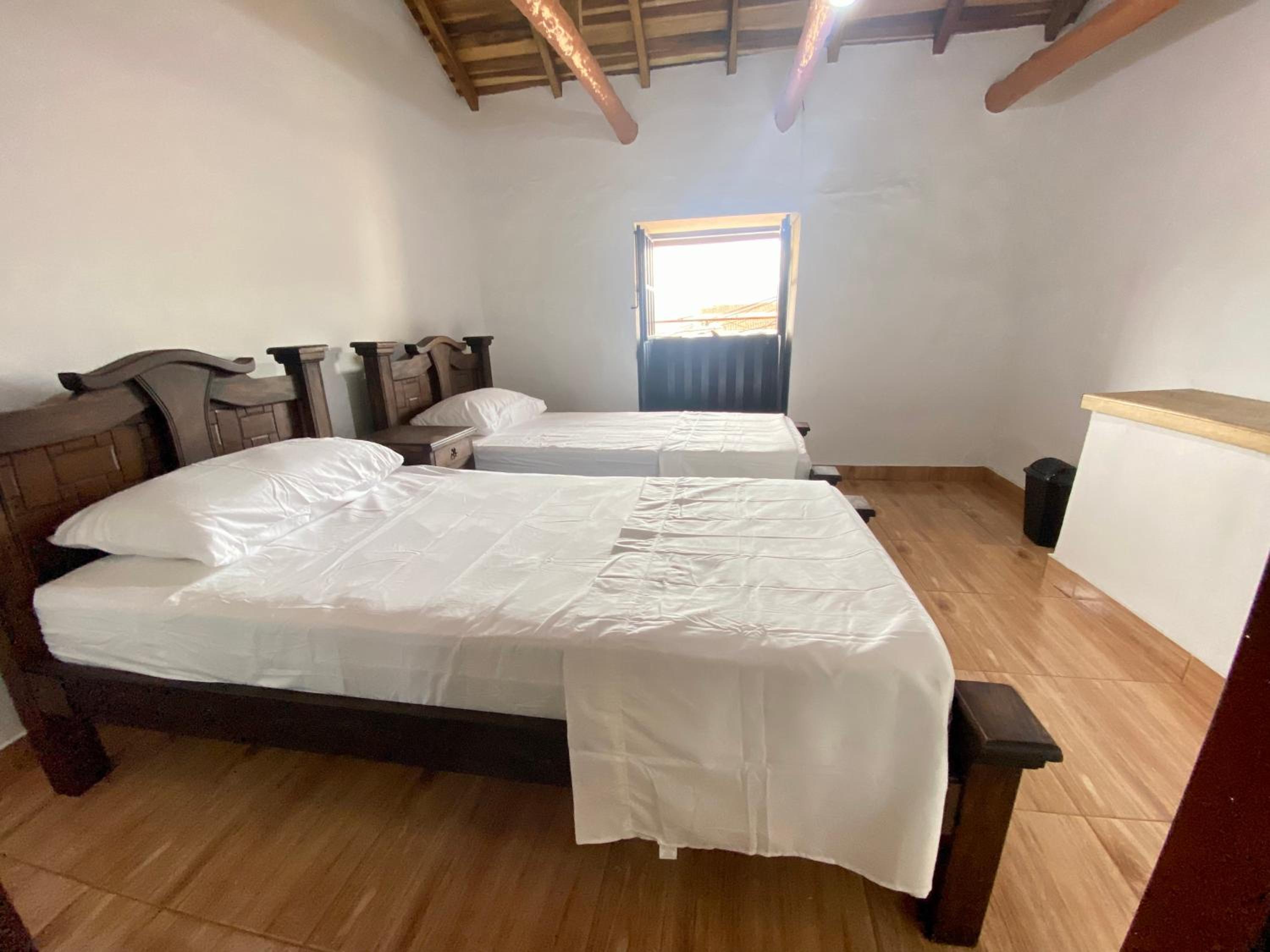 Casa rústica con terraza, en el corazón del pueblo