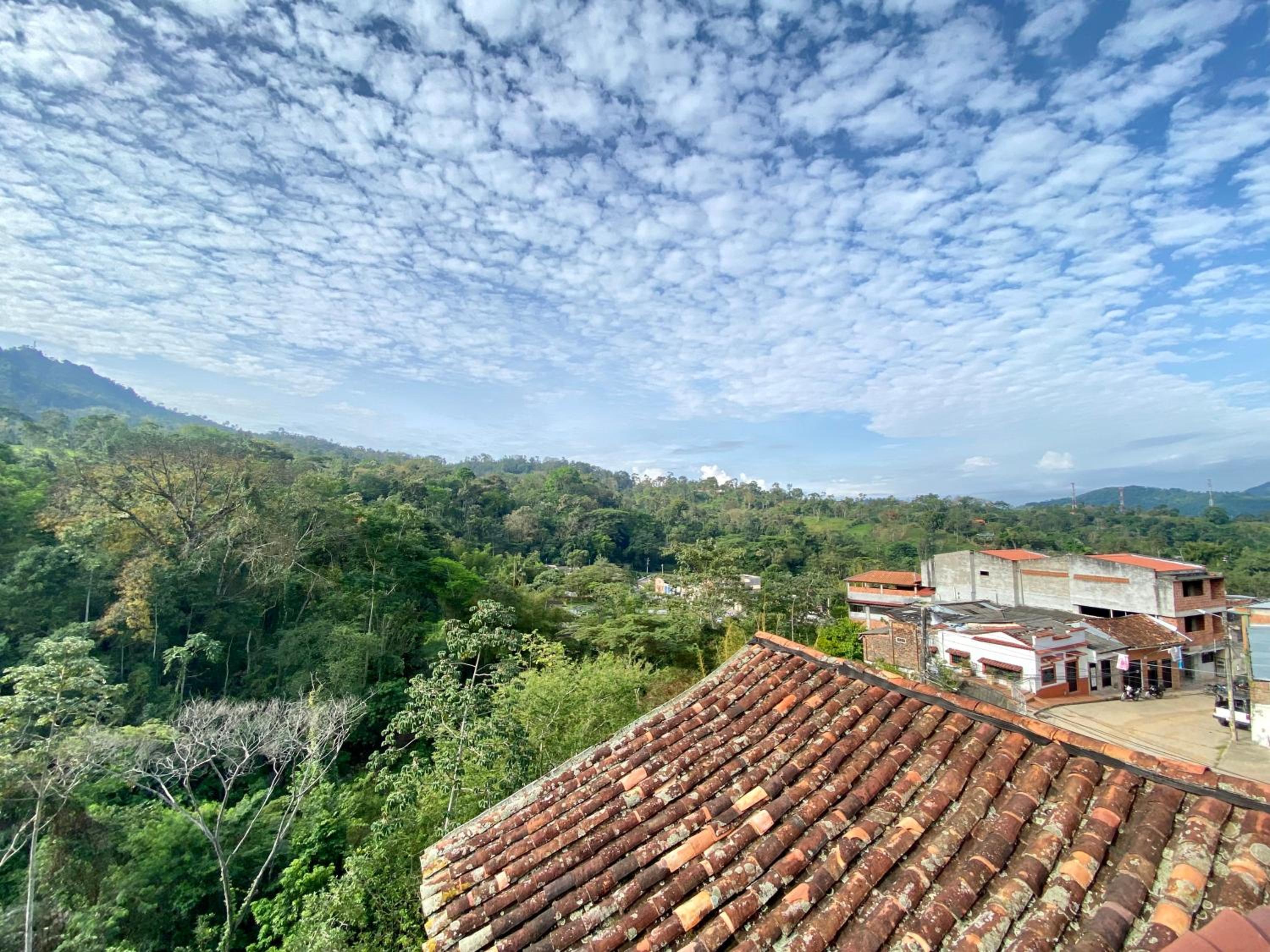Casa rústica con terraza, en el corazón del pueblo
