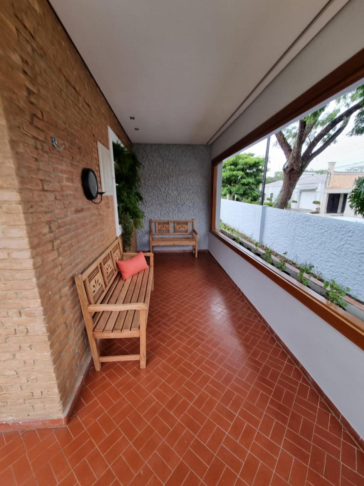 CASA DOM QUIXOTE, pequena Chácara no centro da cidade