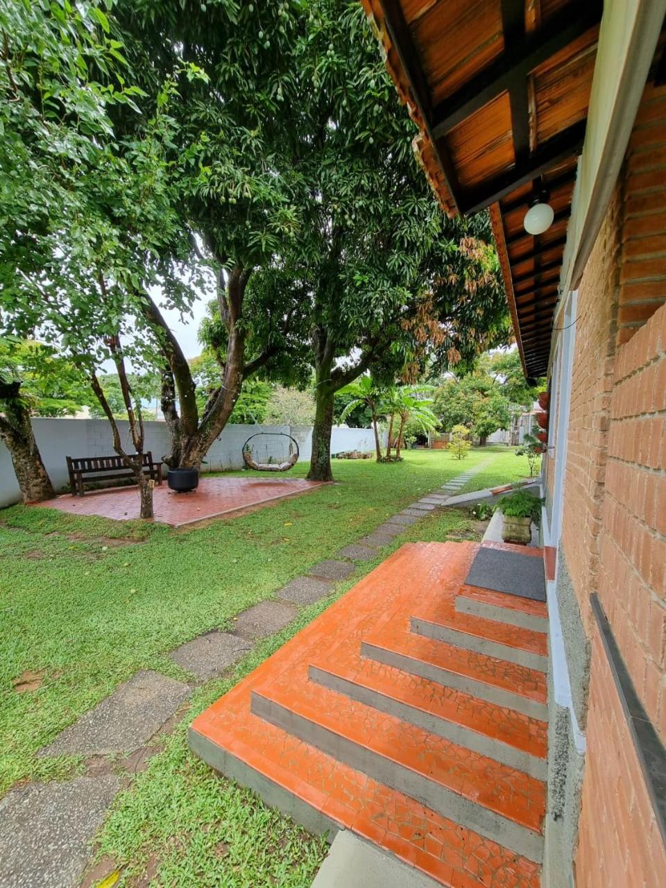CASA DOM QUIXOTE, pequena Chácara no centro da cidade