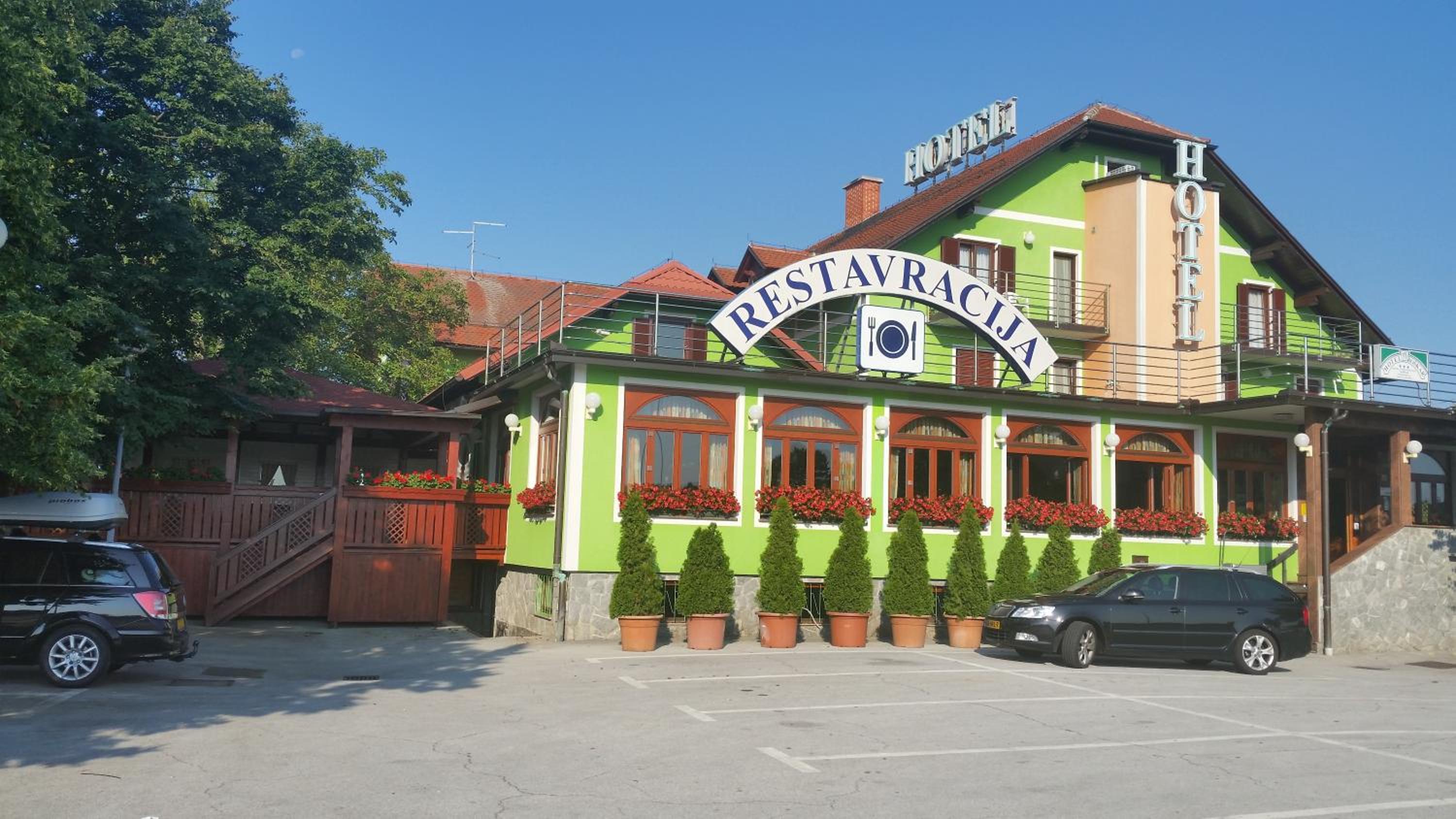 Hotel Roškar - Image 1