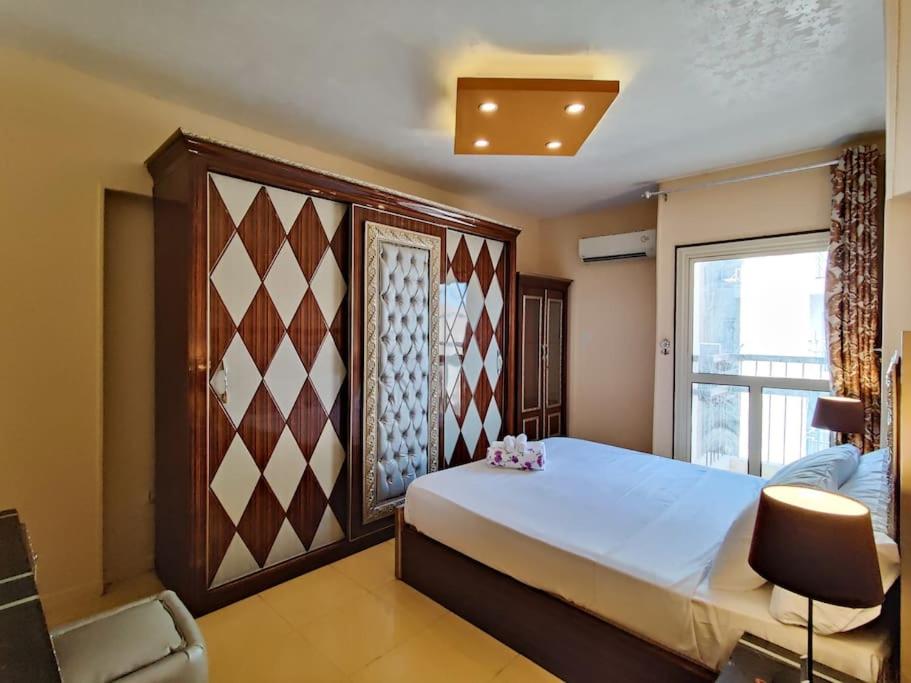 Newly furnished apartment for a family in Cairo
