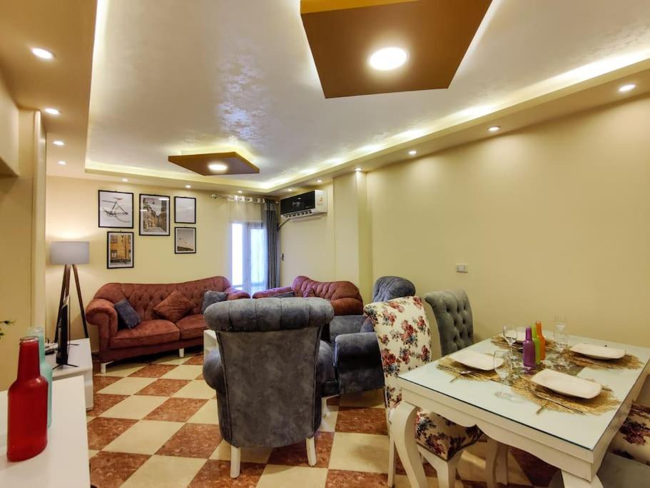 Newly furnished apartment for a family in Cairo