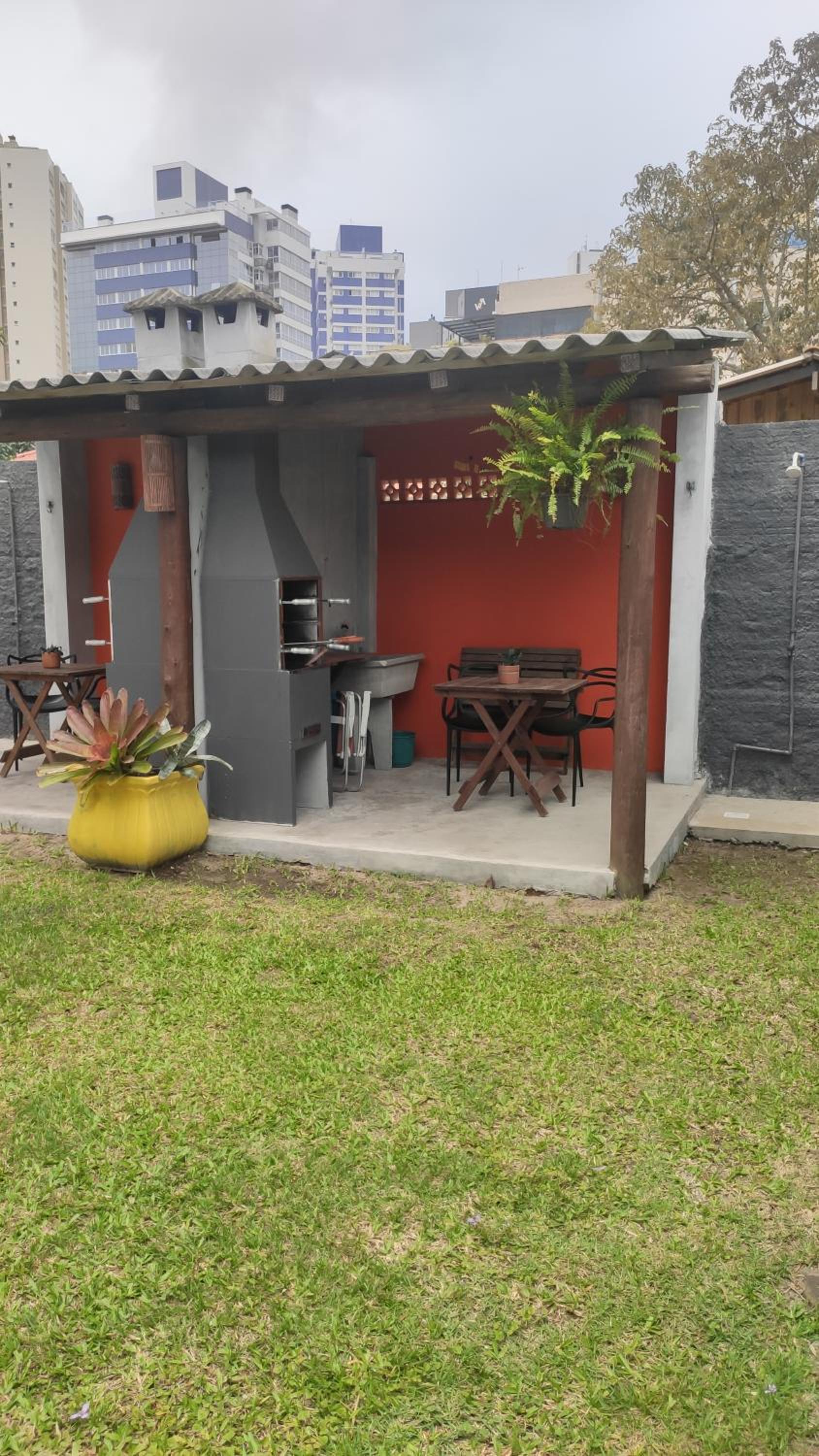 Casa Larrosa