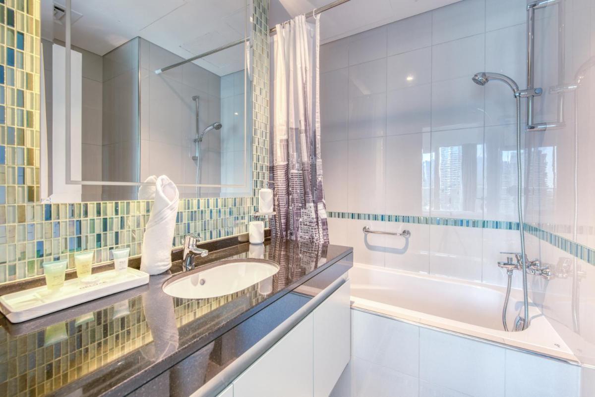 Authentic 2BR at DAMAC Heights Dubai Marina by Deluxe Holiday Homes