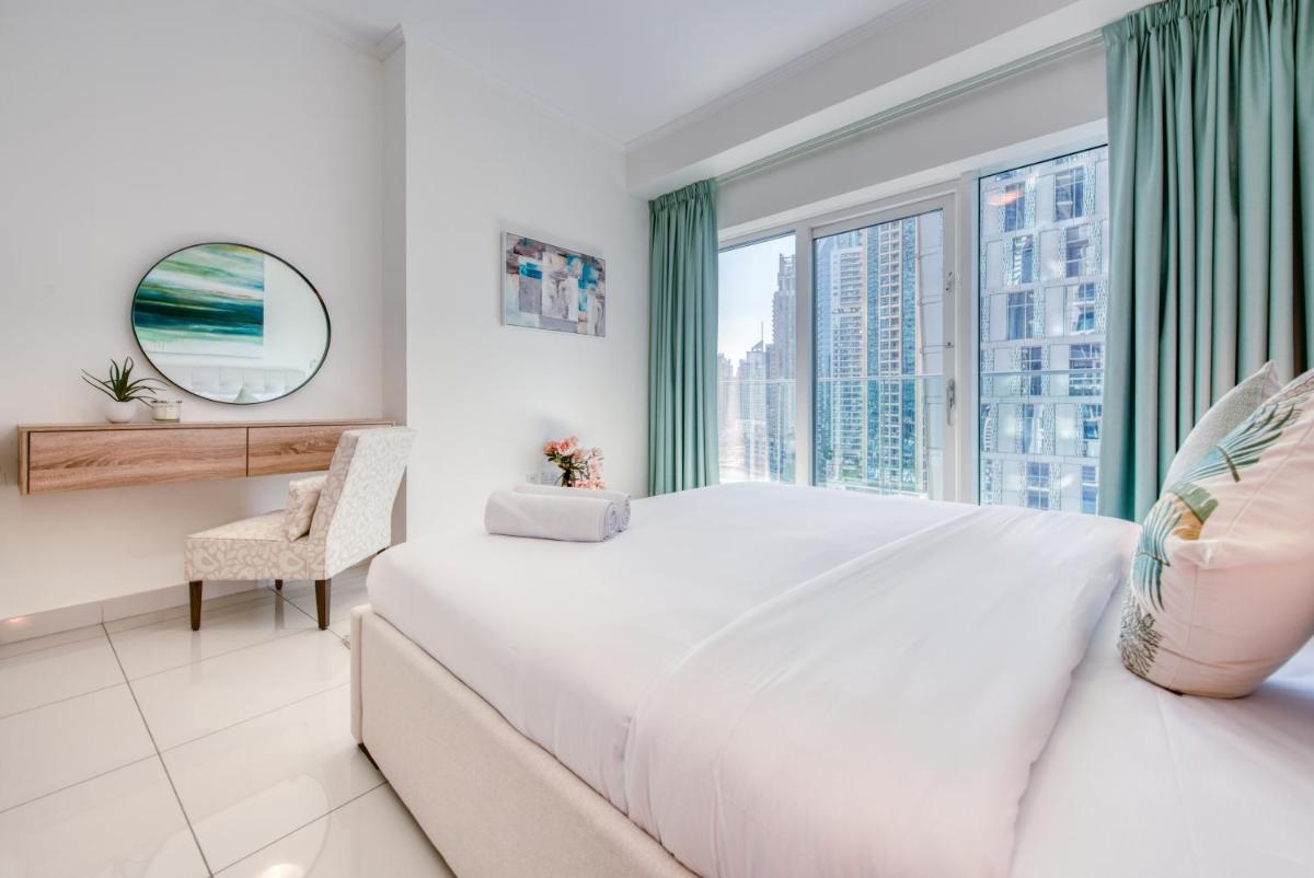 Authentic 2BR at DAMAC Heights Dubai Marina by Deluxe Holiday Homes