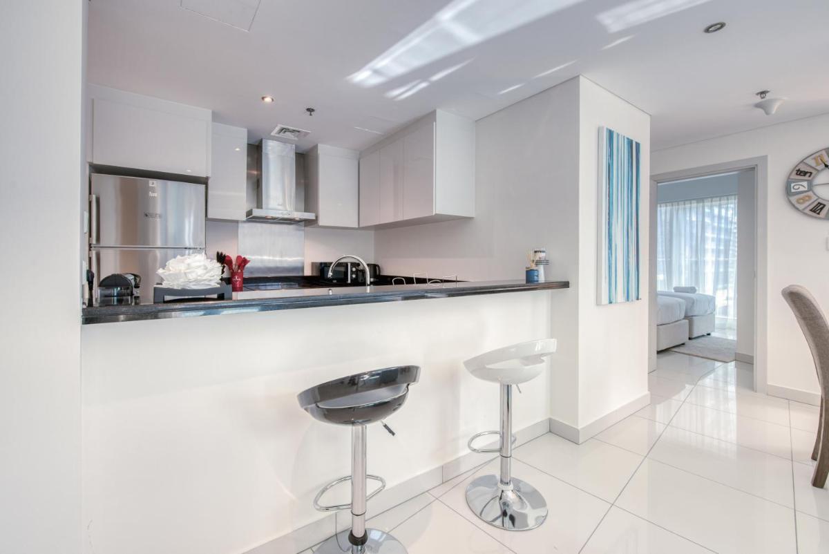 Authentic 2BR at DAMAC Heights Dubai Marina by Deluxe Holiday Homes