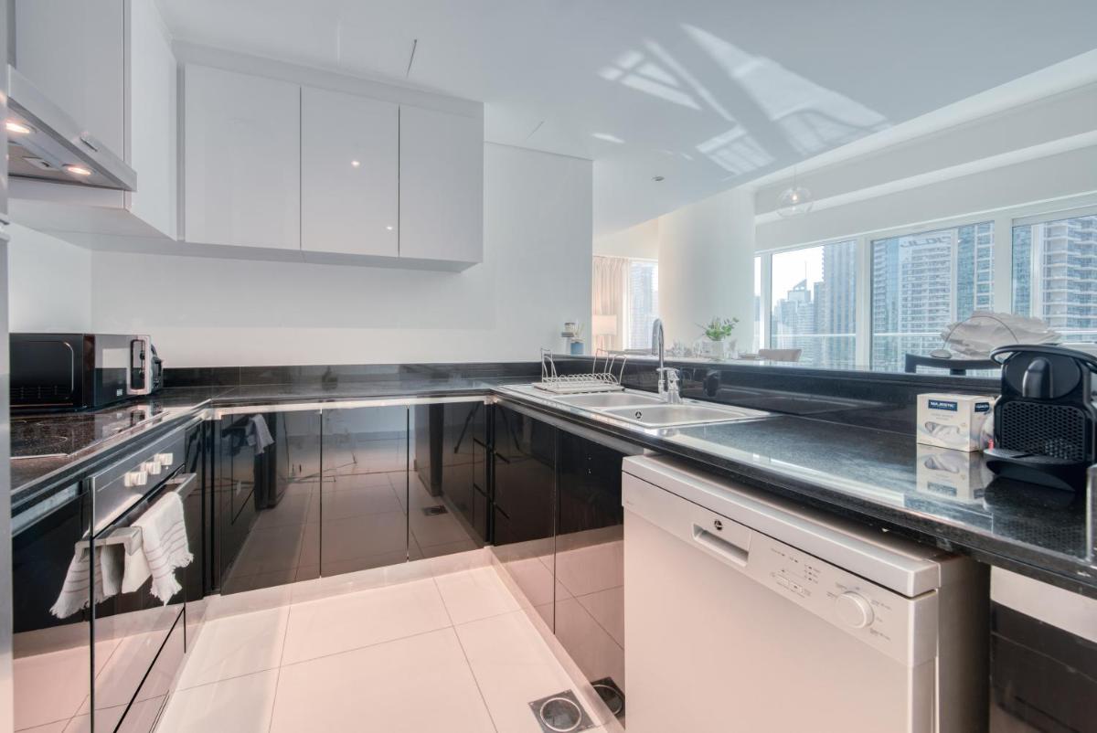 Authentic 2BR at DAMAC Heights Dubai Marina by Deluxe Holiday Homes