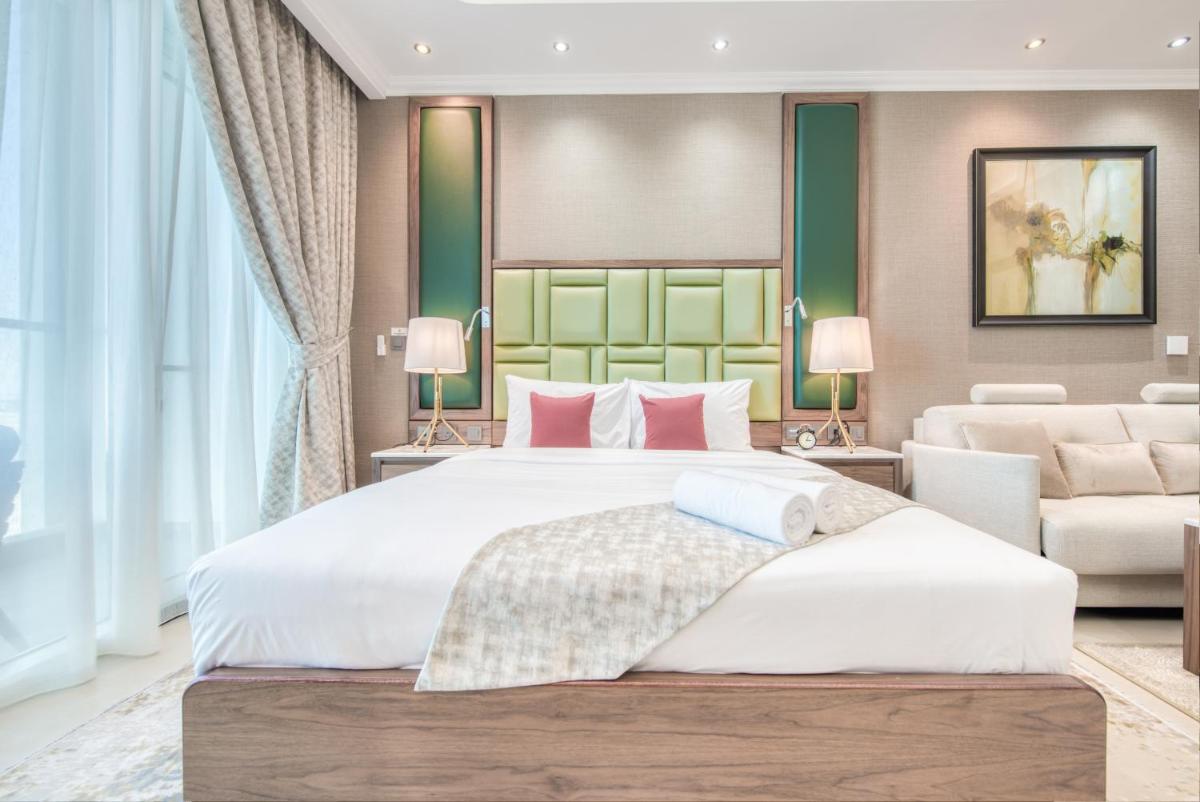 Modern Studio at Bayz by Danube Business Bay by Deluxe Holiday Homes