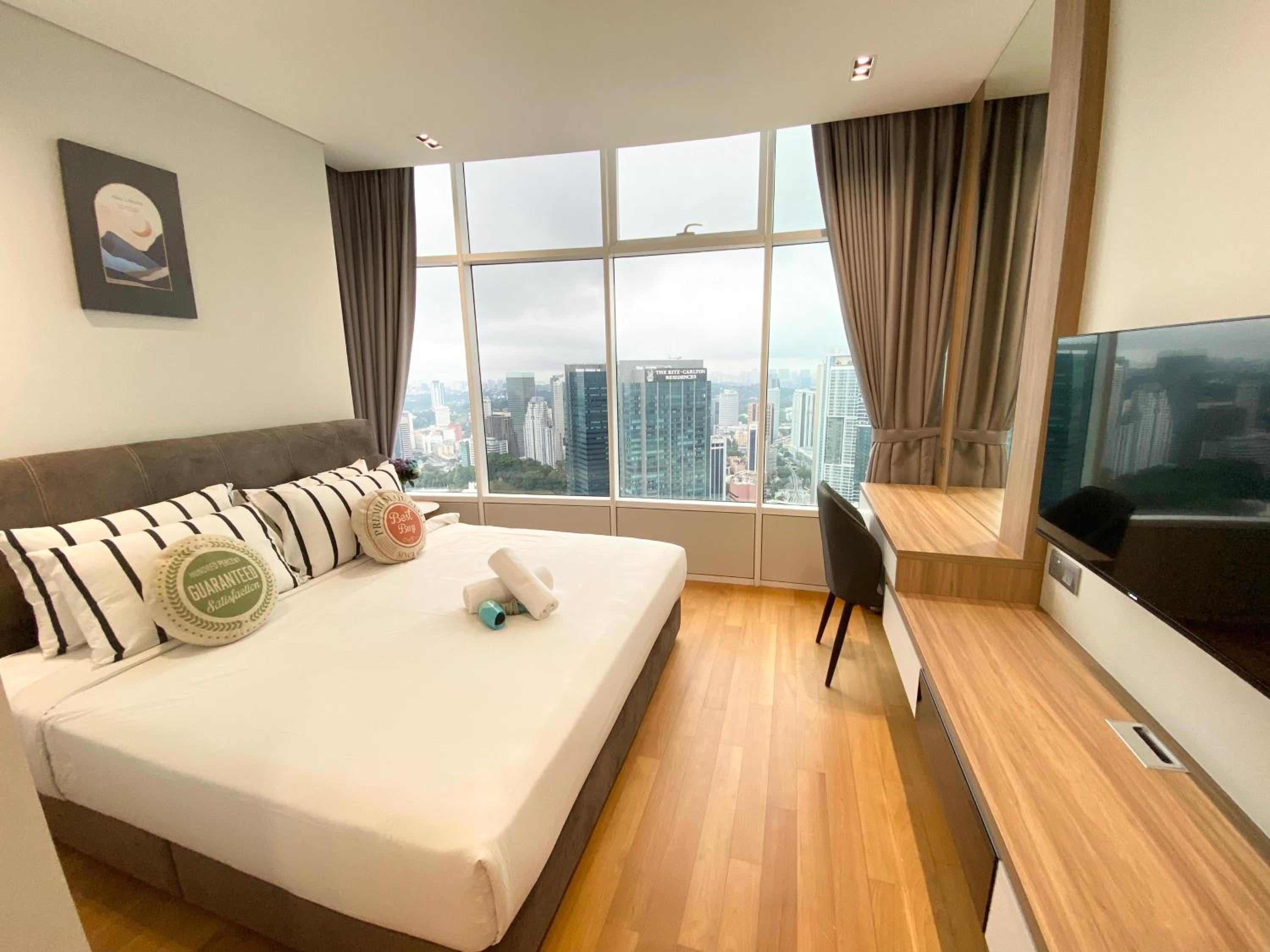 Sky Suites KLCC by GENESIS