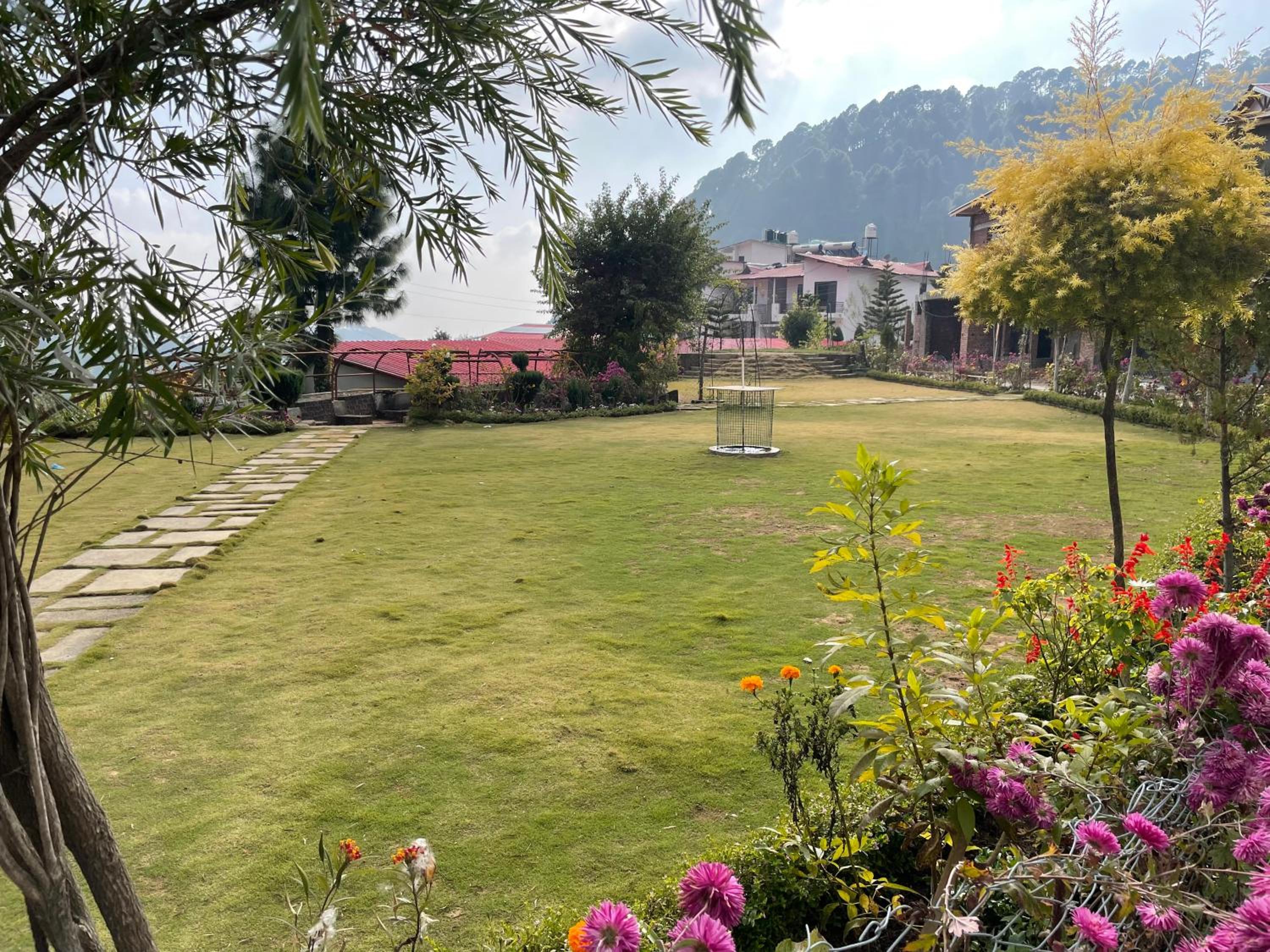 KAFAL TREE Home Stay - PET FRIENDLY, photo 19