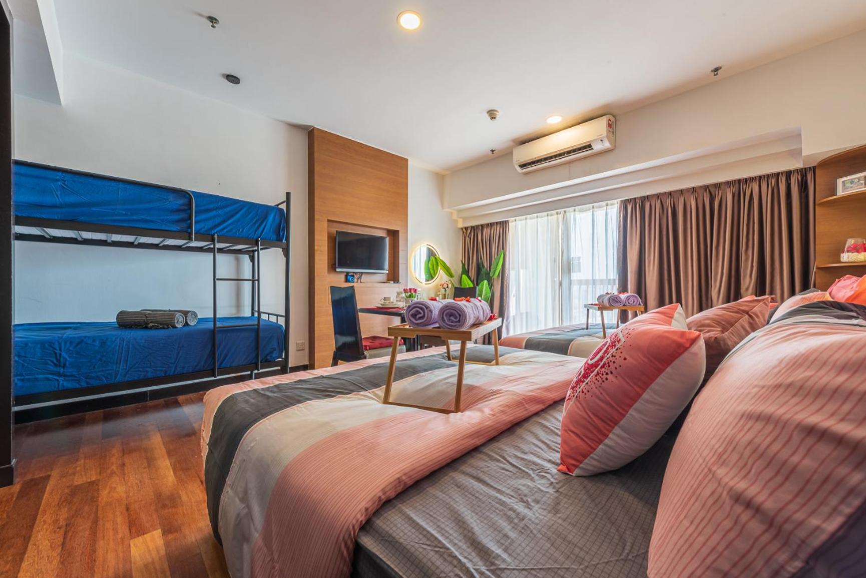 Lagoon View 6pax Homestay at Sunway Resort Suites photo 7