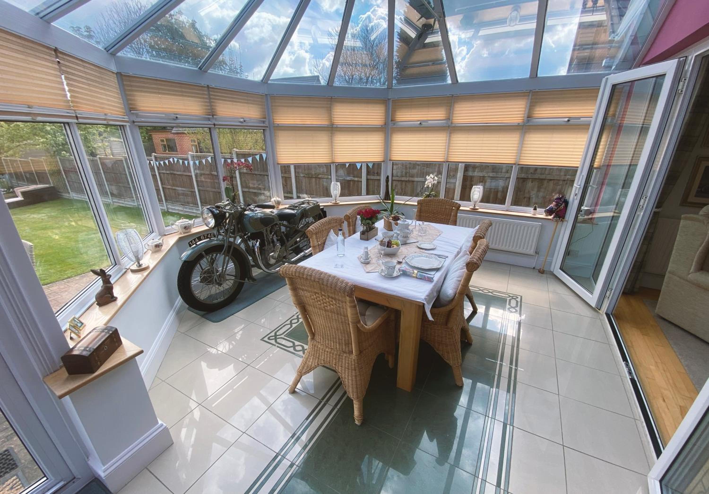 dining
