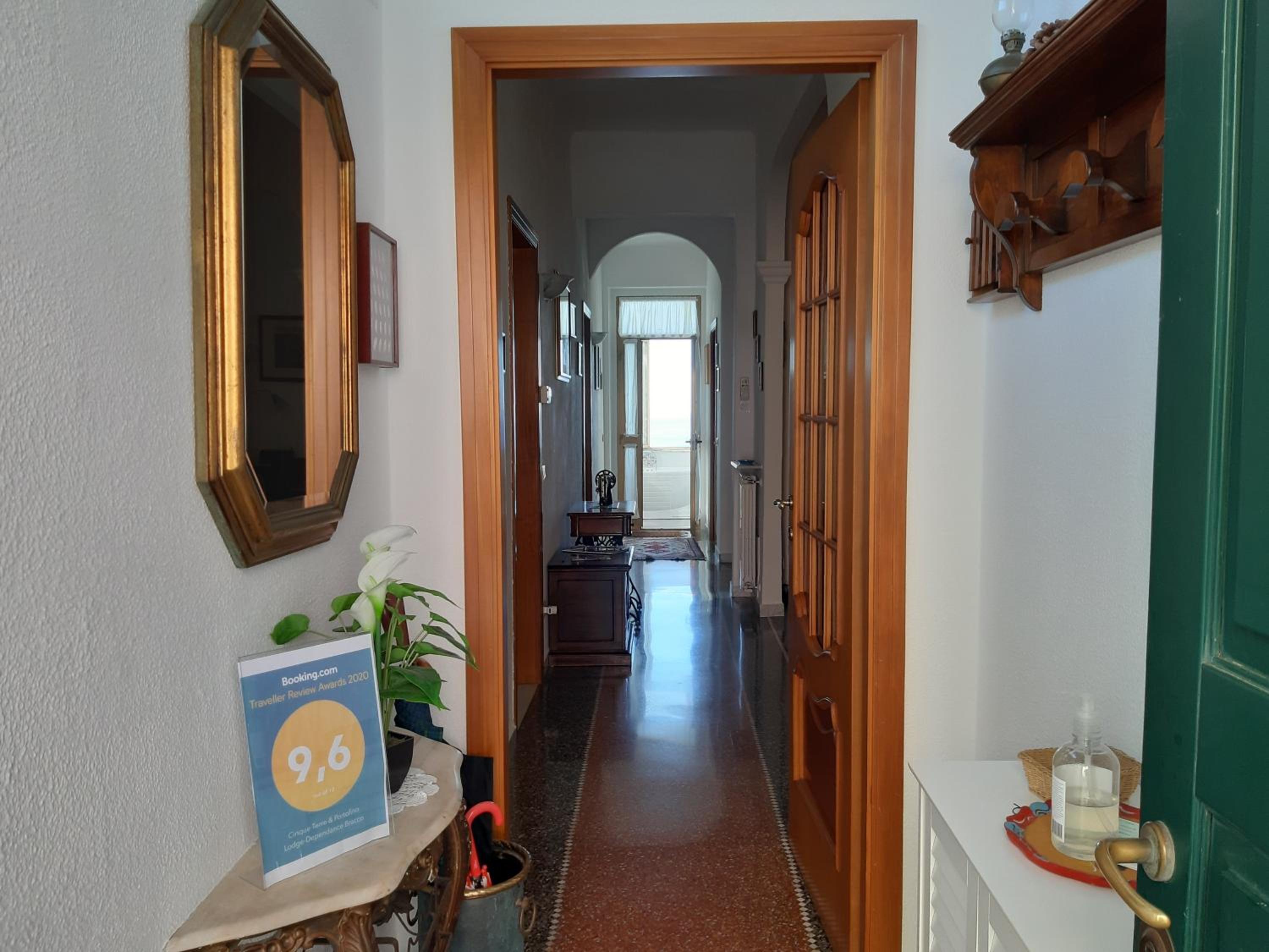 Cinque Terre & Portofino Lodge-Dependance Bracco view 4