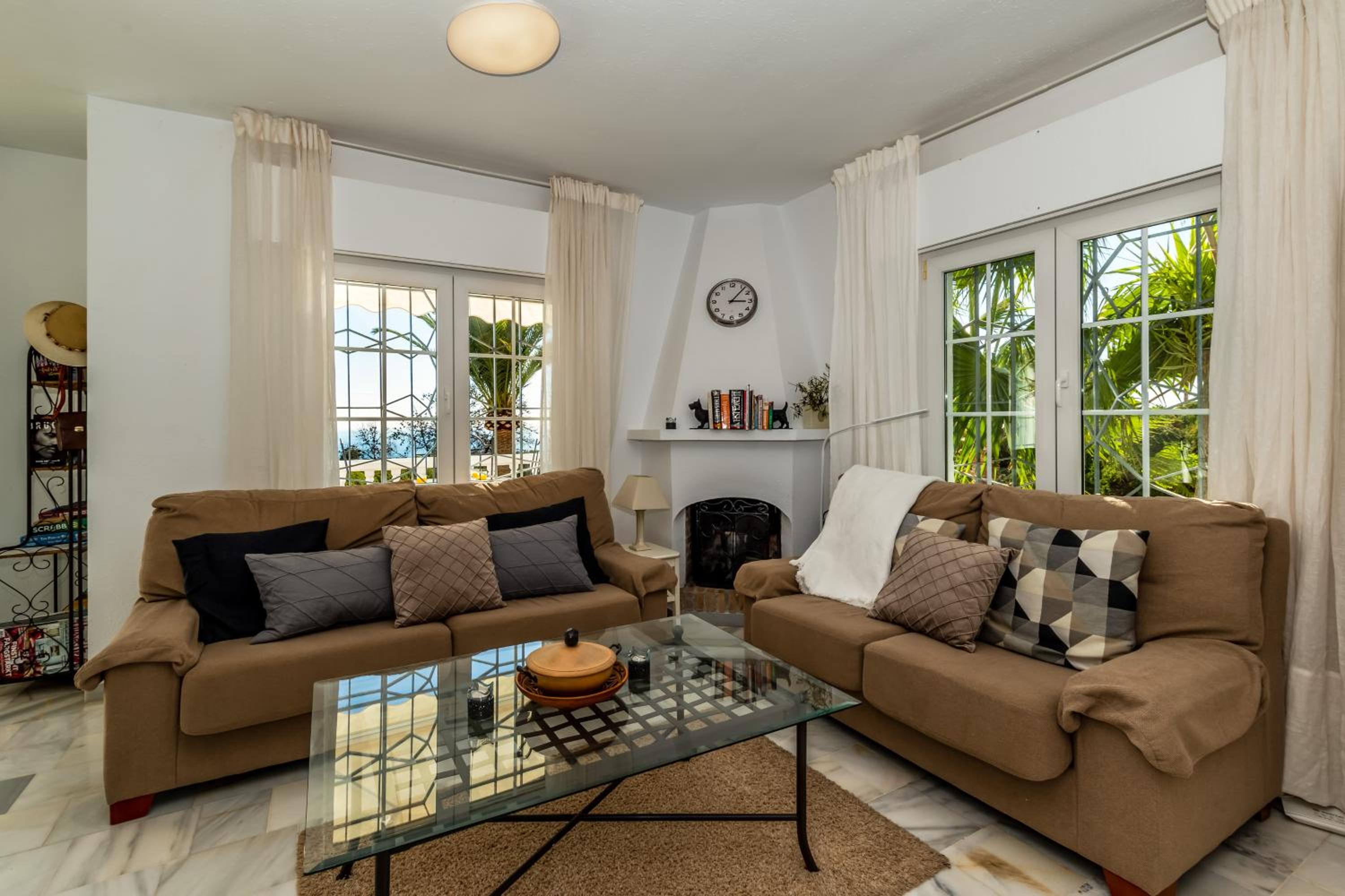 Los olivos villa with heated pool view 4