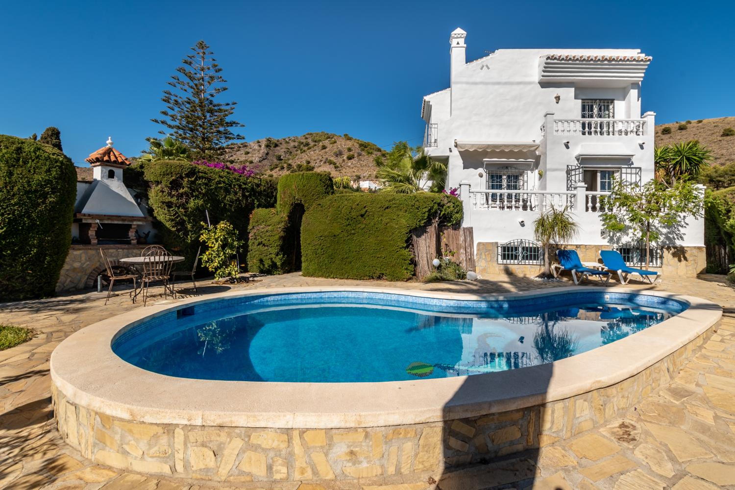 Los olivos villa with heated pool view 3