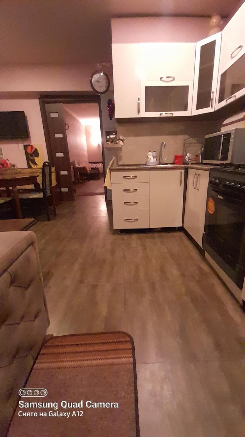 Historical apartment in city center (old Tbilisi) view 3