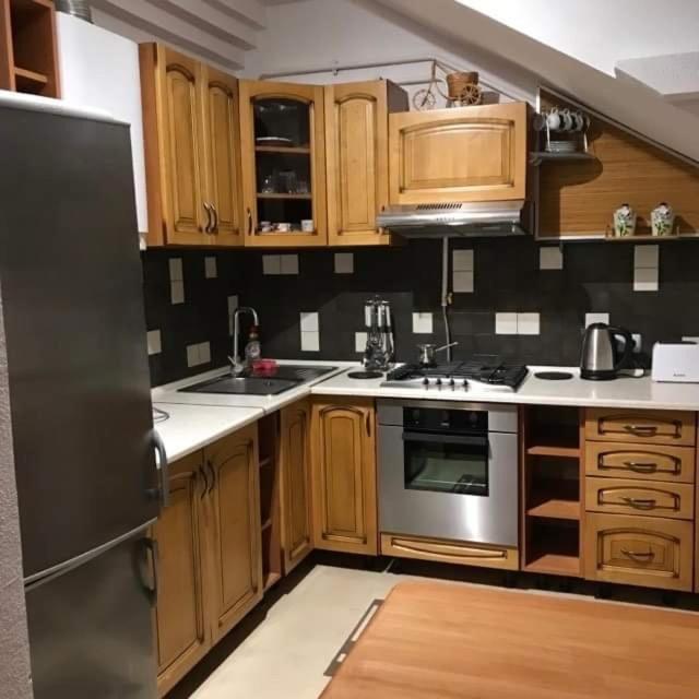 Затишна квартира в спальному районі view 2