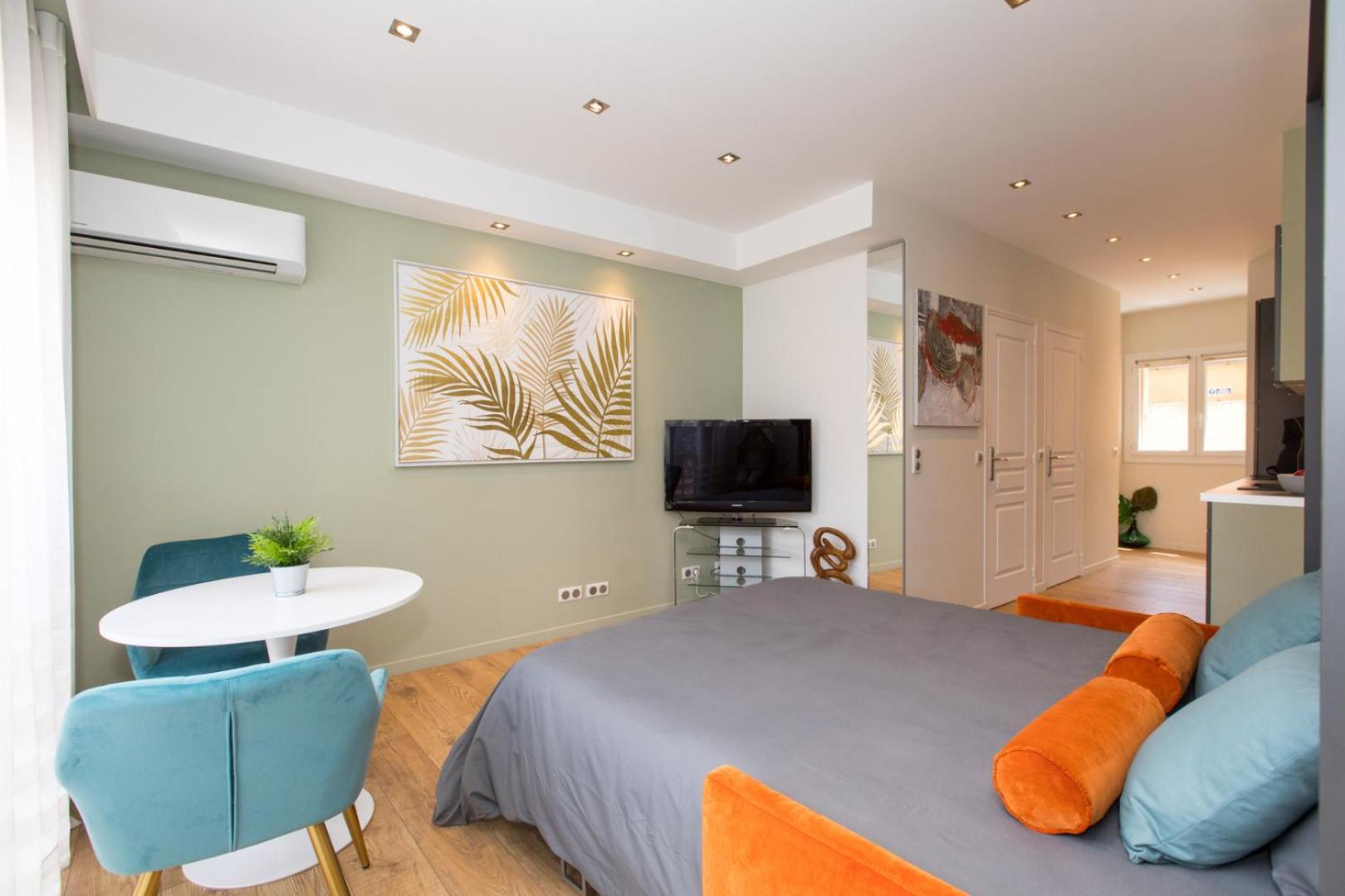 Le Classe : Hypercentre, 150m Palais, Climatisation photo 4