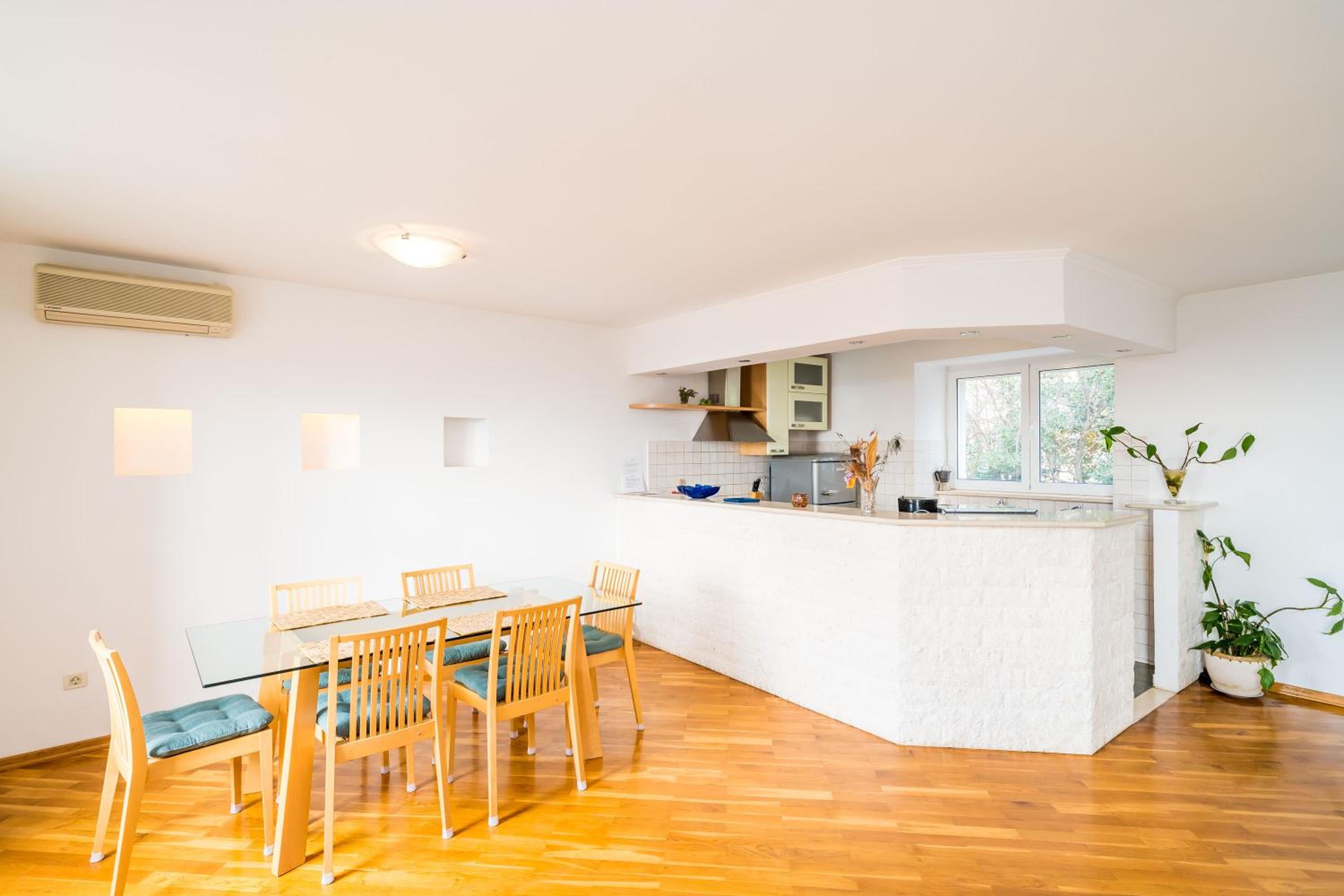 Deluxe Duplex House With Terrace