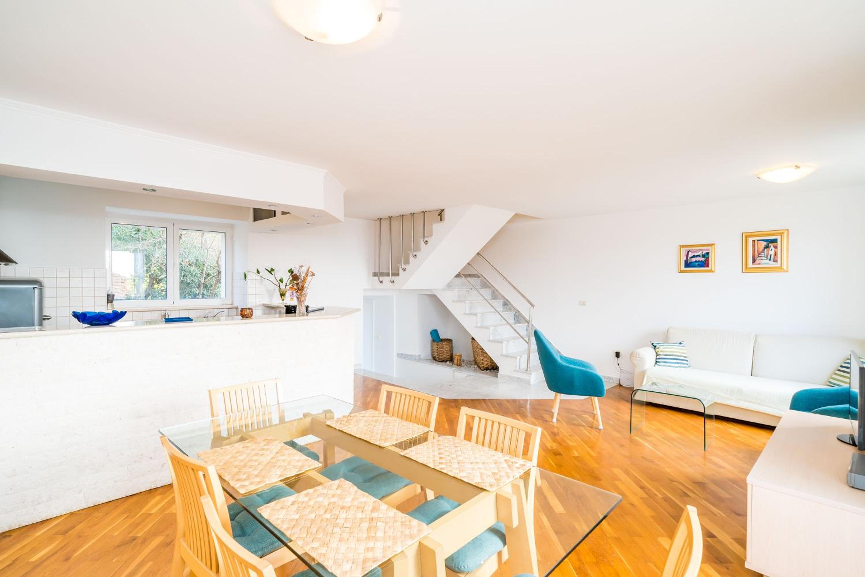 Deluxe Duplex House With Terrace
