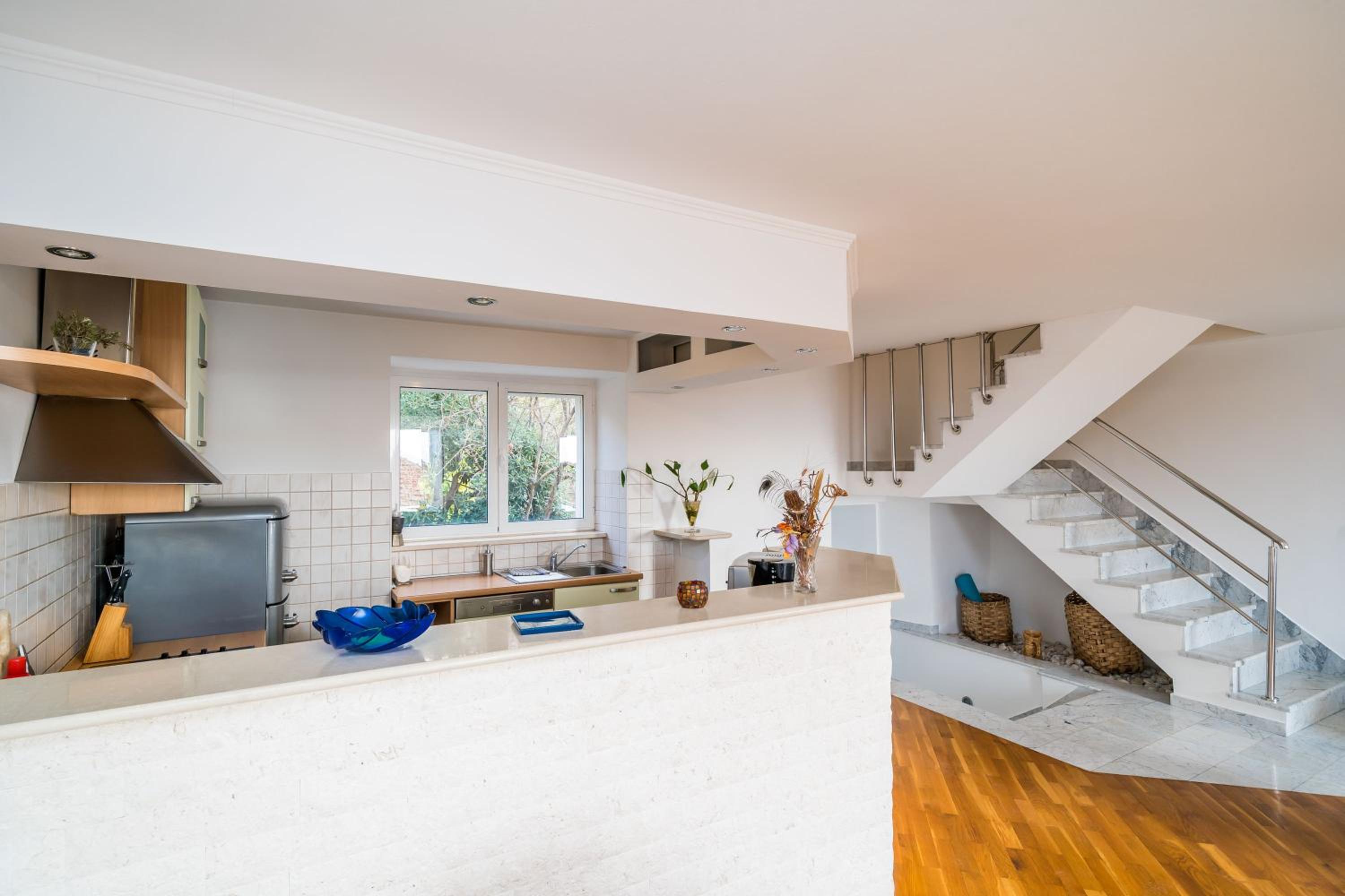 Deluxe Duplex House With Terrace