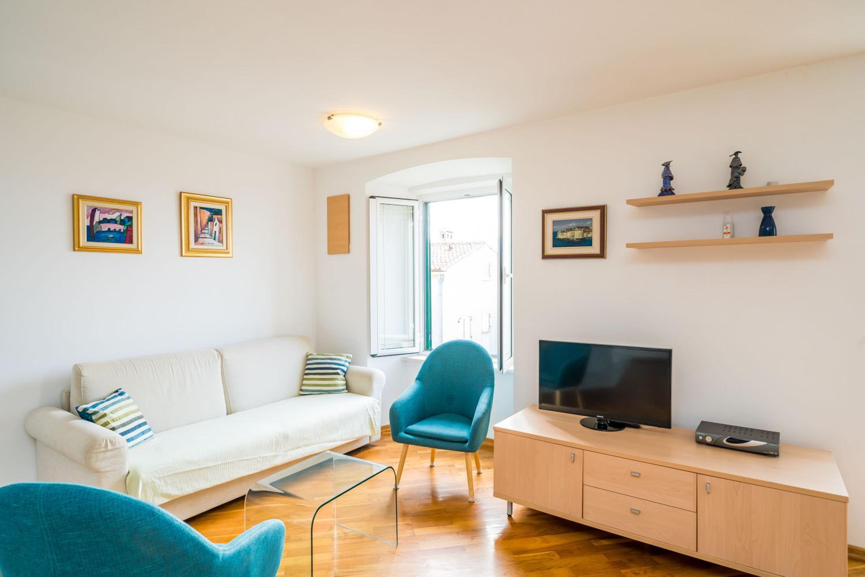 Deluxe Duplex House With Terrace