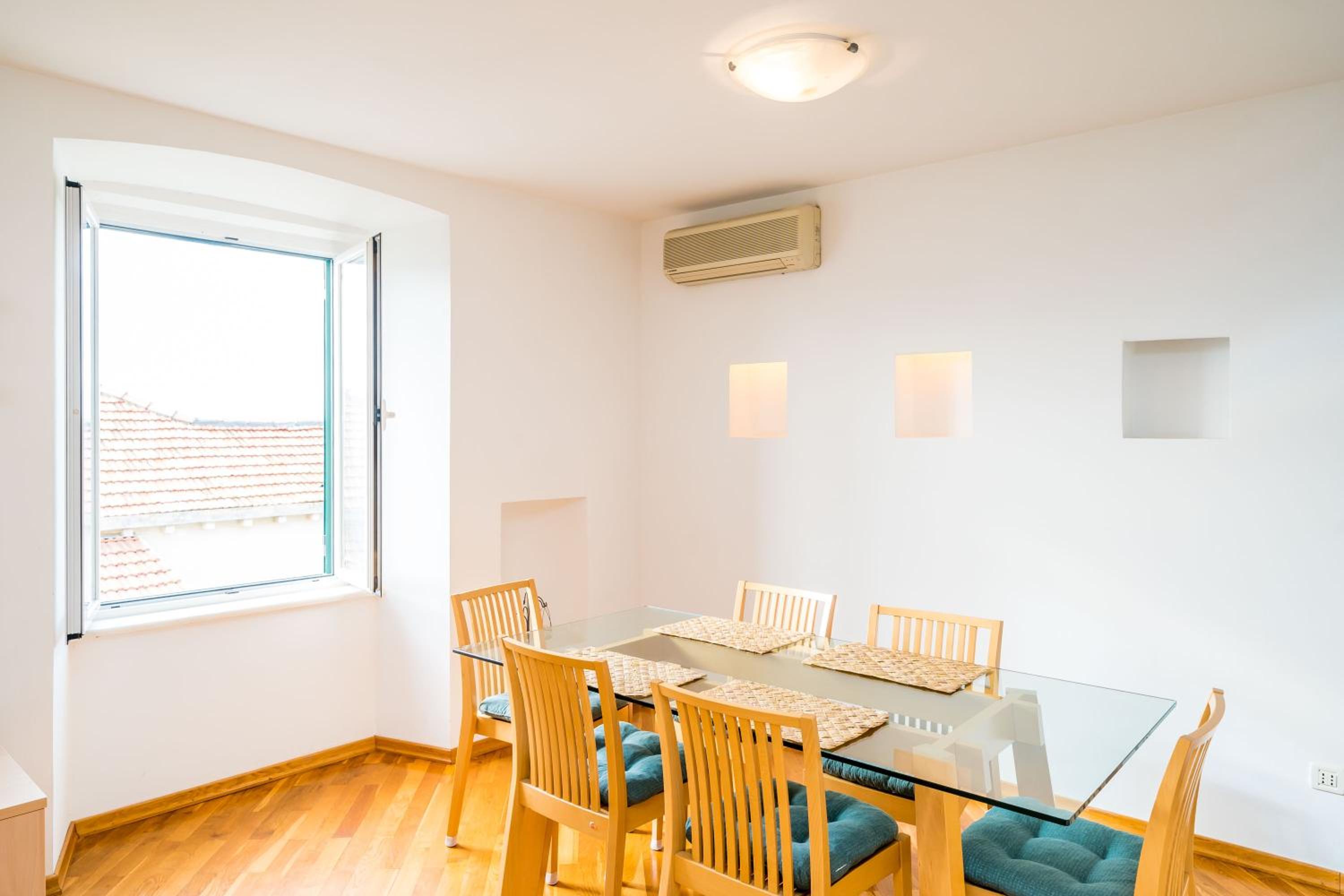 Deluxe Duplex House With Terrace