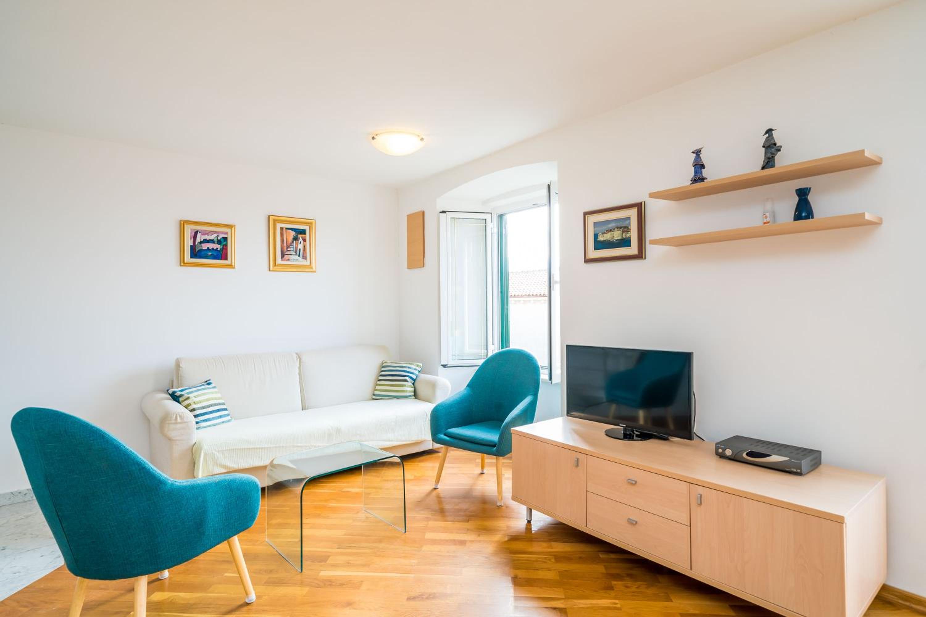 Deluxe Duplex House With Terrace
