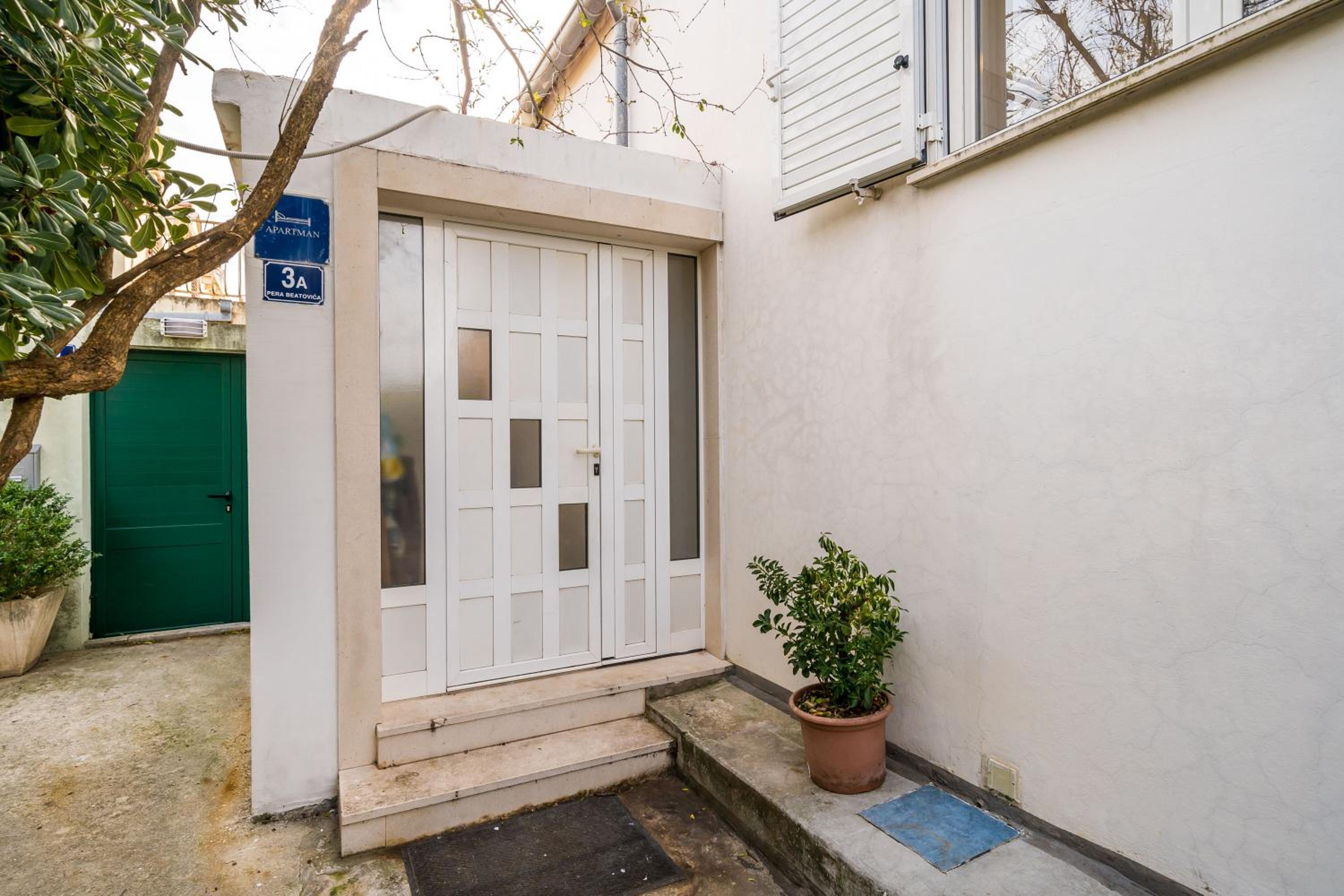 Deluxe Duplex House With Terrace
