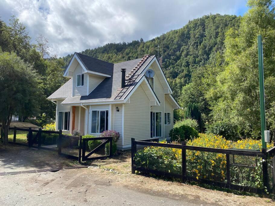 Hermosa casa a 10 minutos de Huilo Huilo