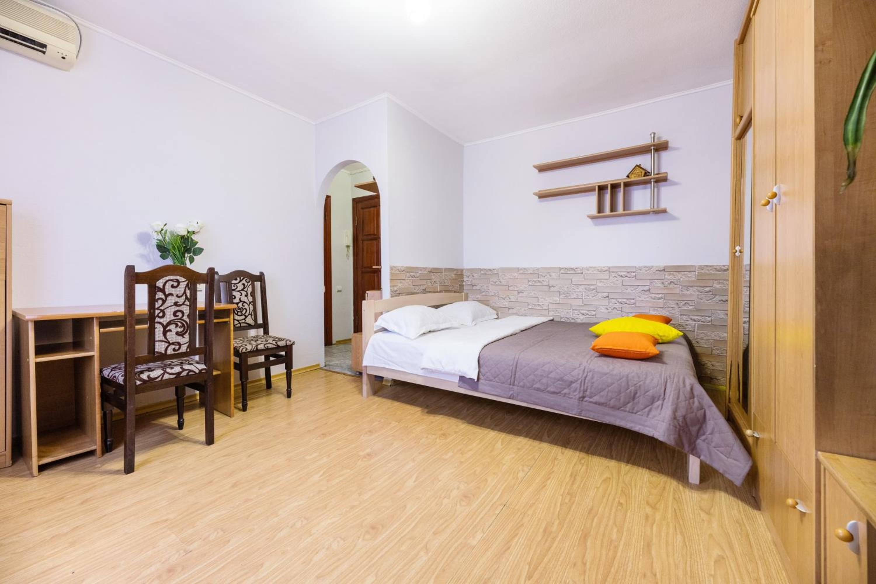 Apartments on Pechersk view 5