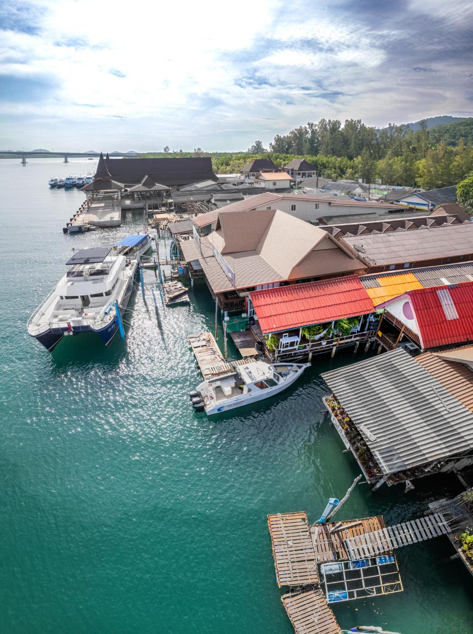 Hotel BOHO Hostel - Image 1