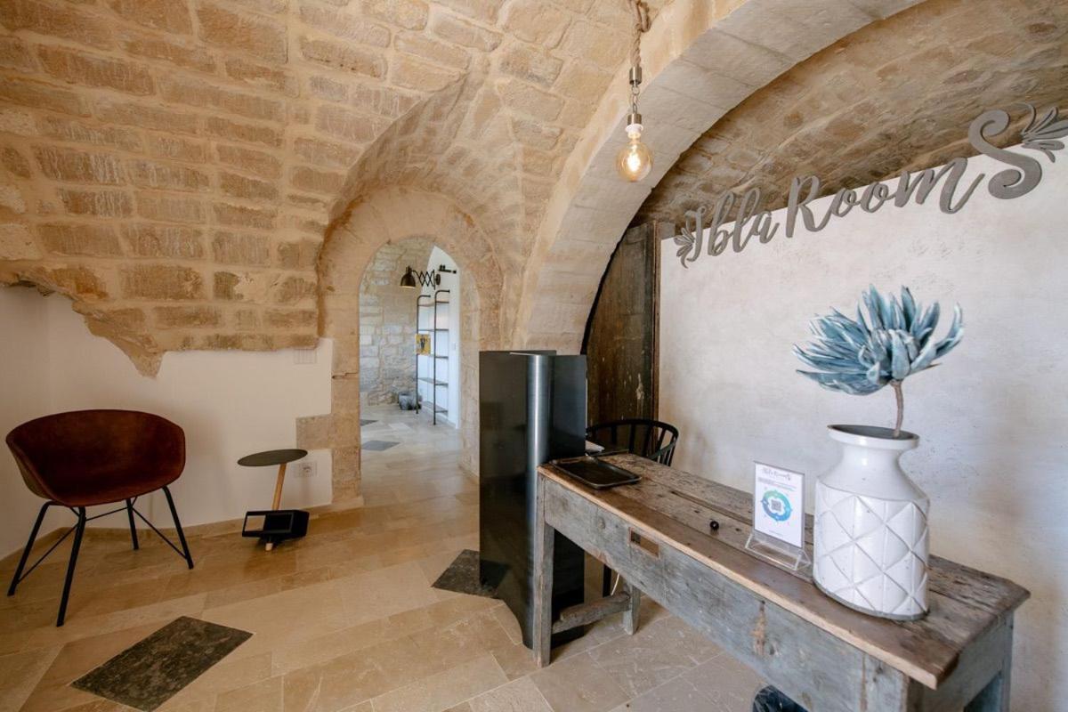 IBLA ROOMS view 3